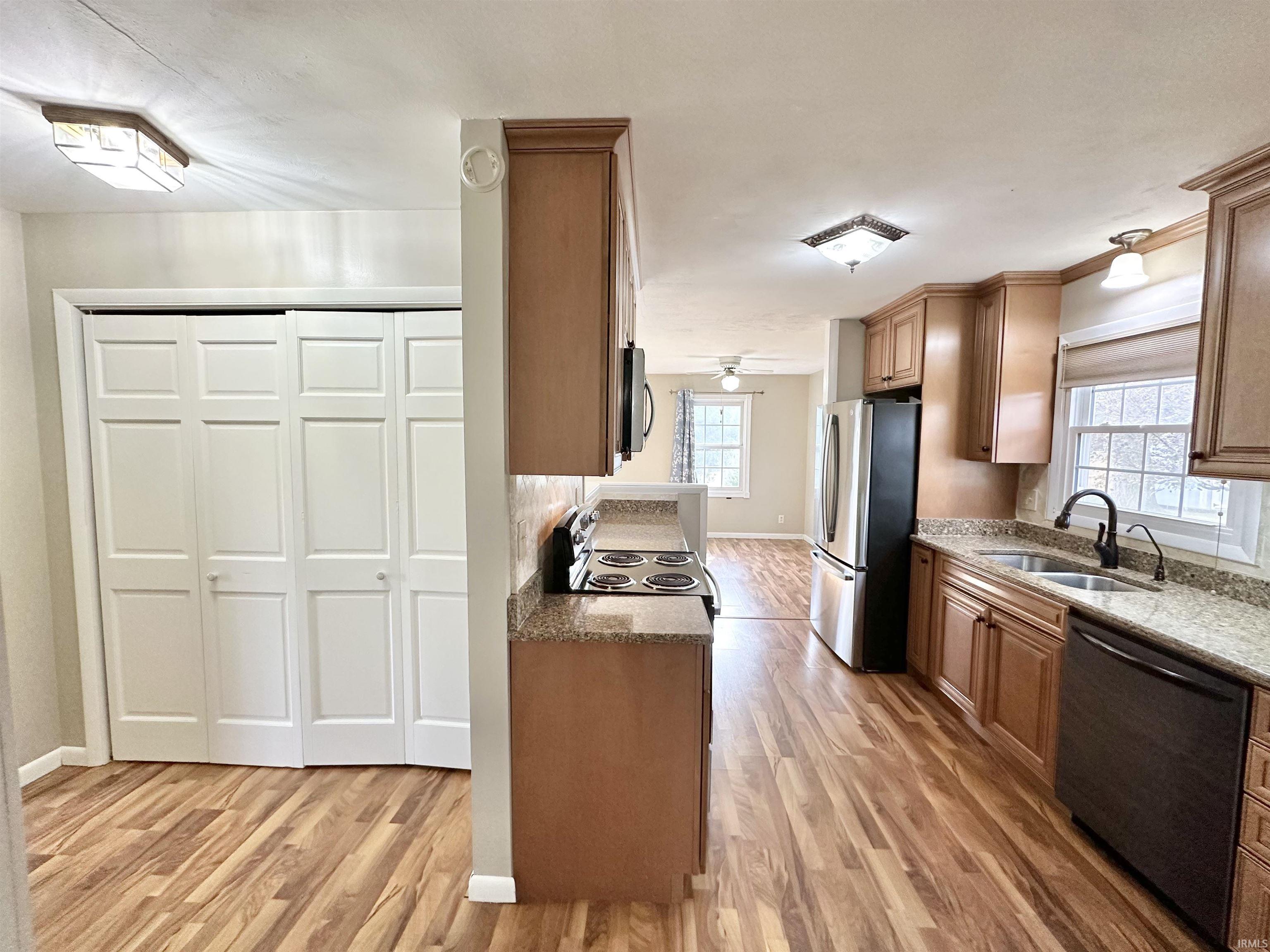 12324 S Payton Street