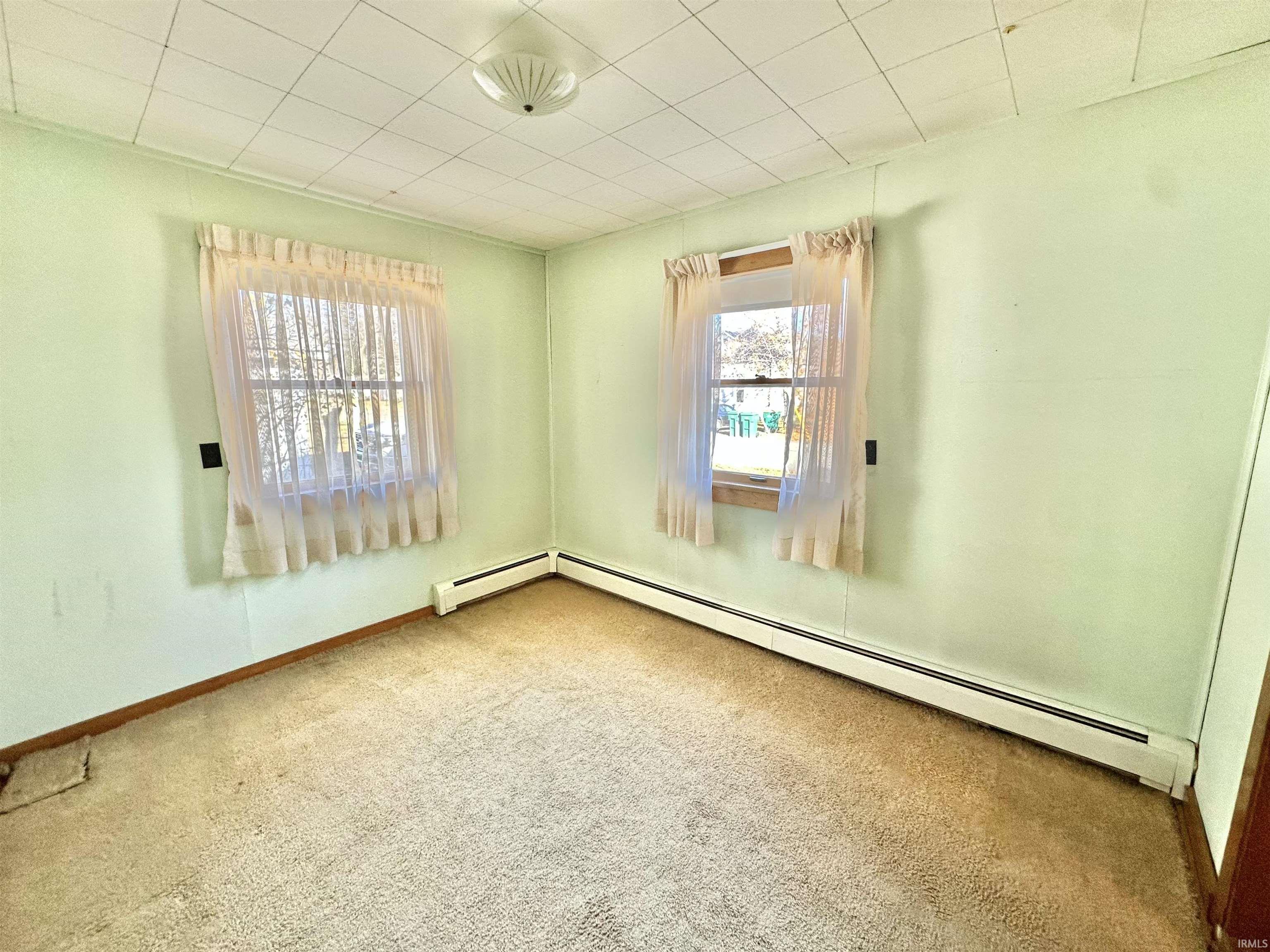 228 E Railroad Street