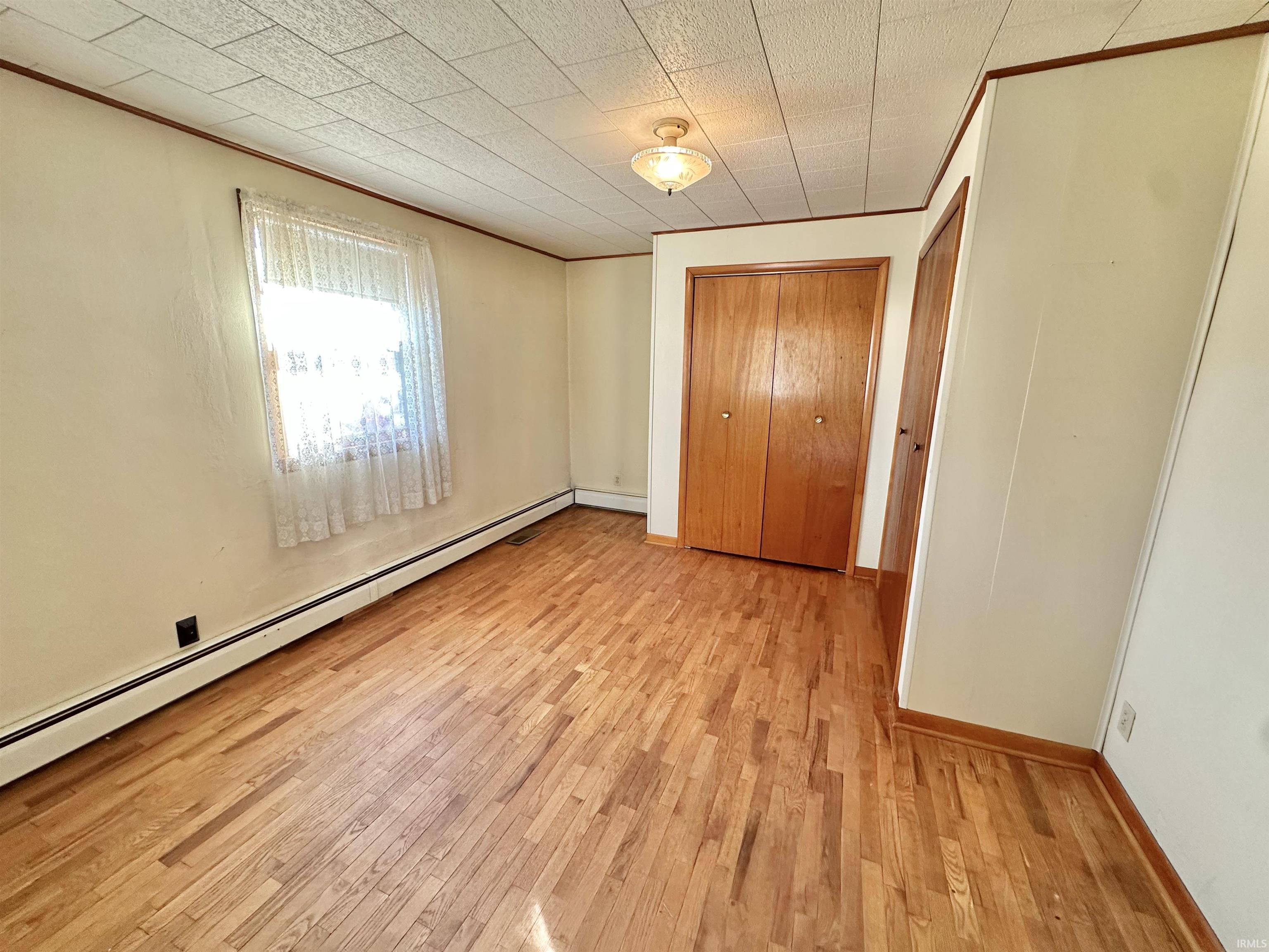 228 E Railroad Street