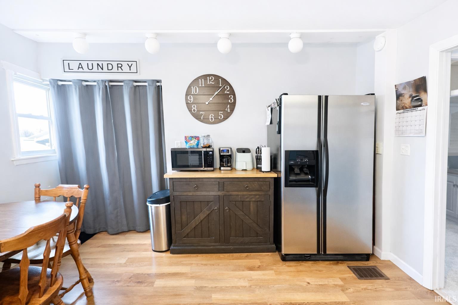 1136 S Delphos Street