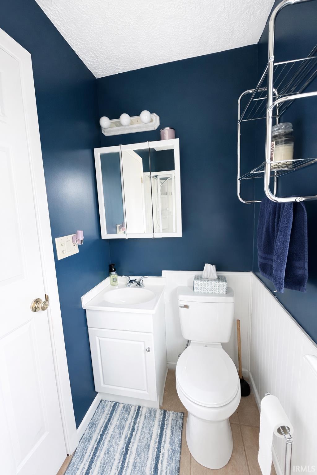 1136 S Delphos Street