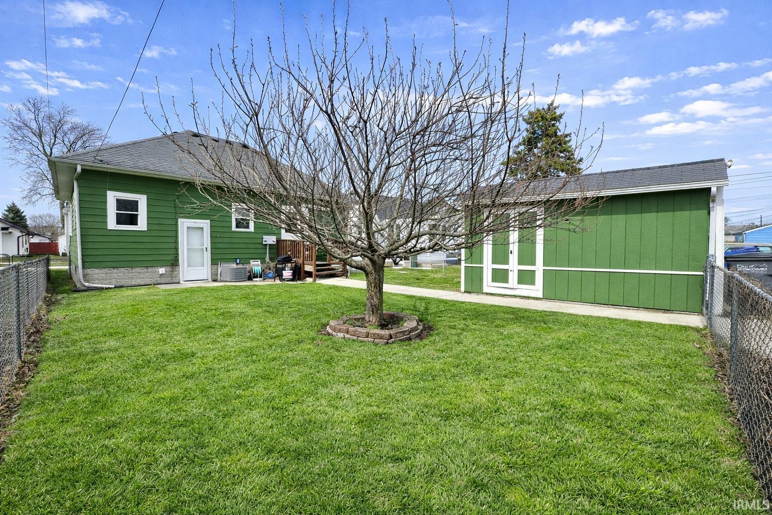 1136 S Delphos Street