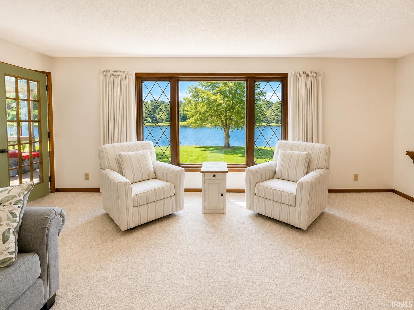 10 Green Hills Court