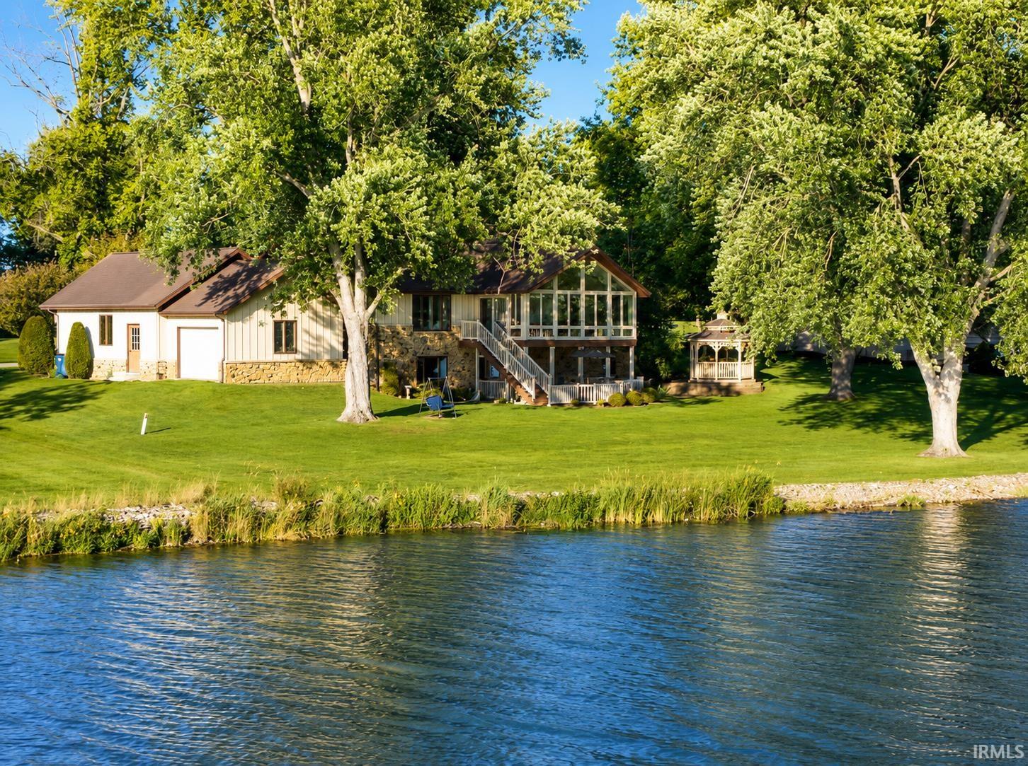 10 Green Hills Court