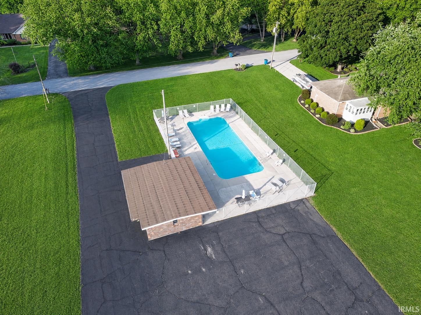 10 Green Hills Court