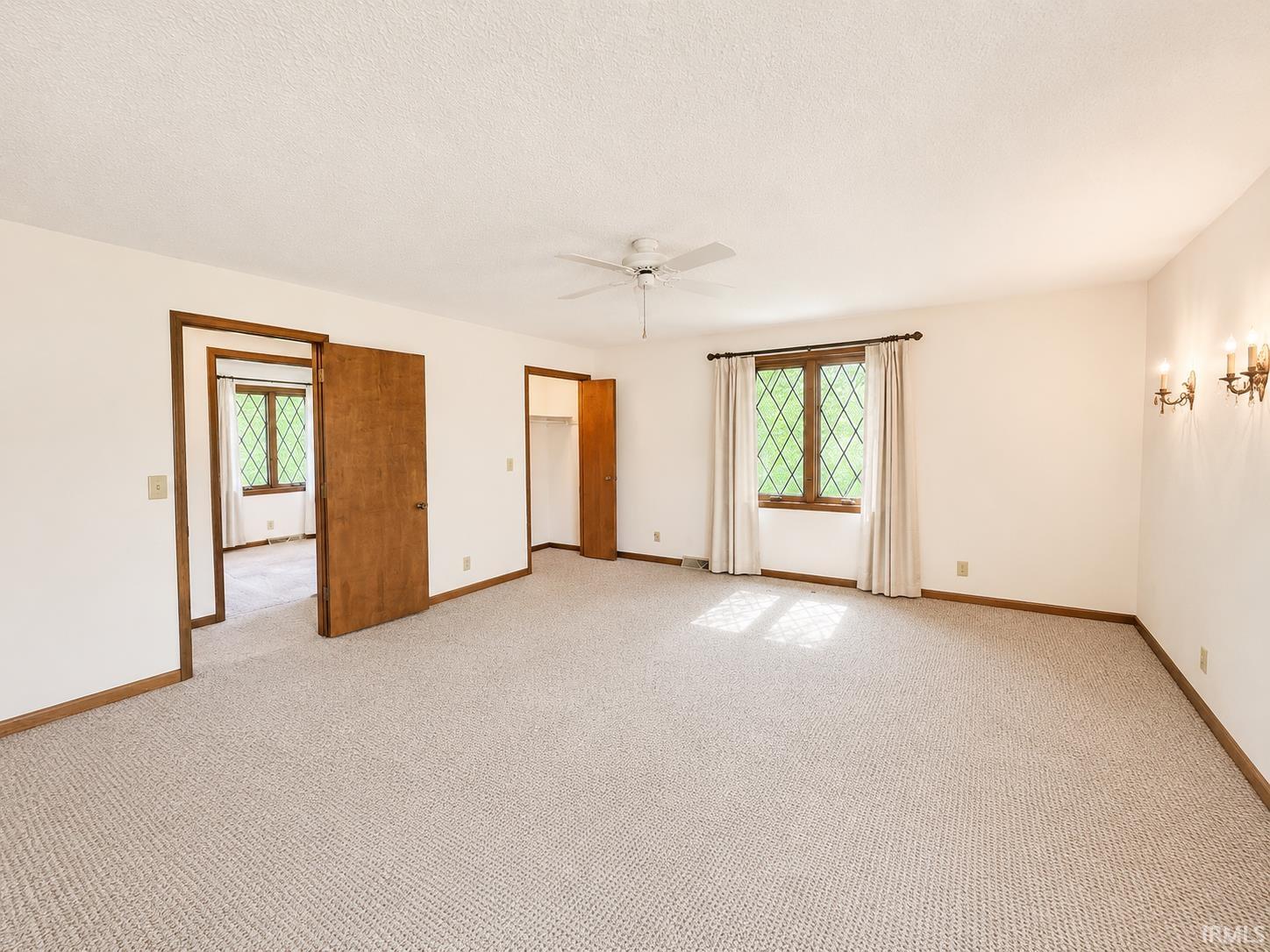 10 Green Hills Court
