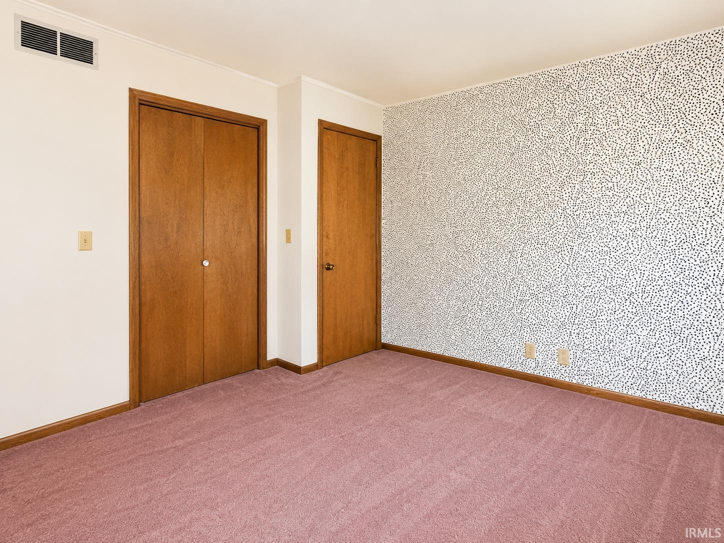 10 Green Hills Court
