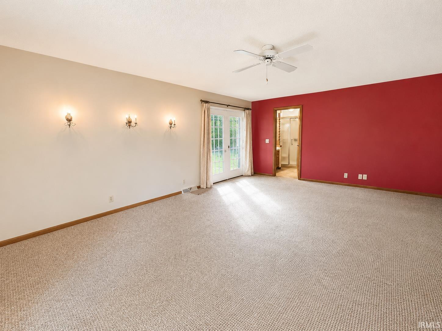 10 Green Hills Court