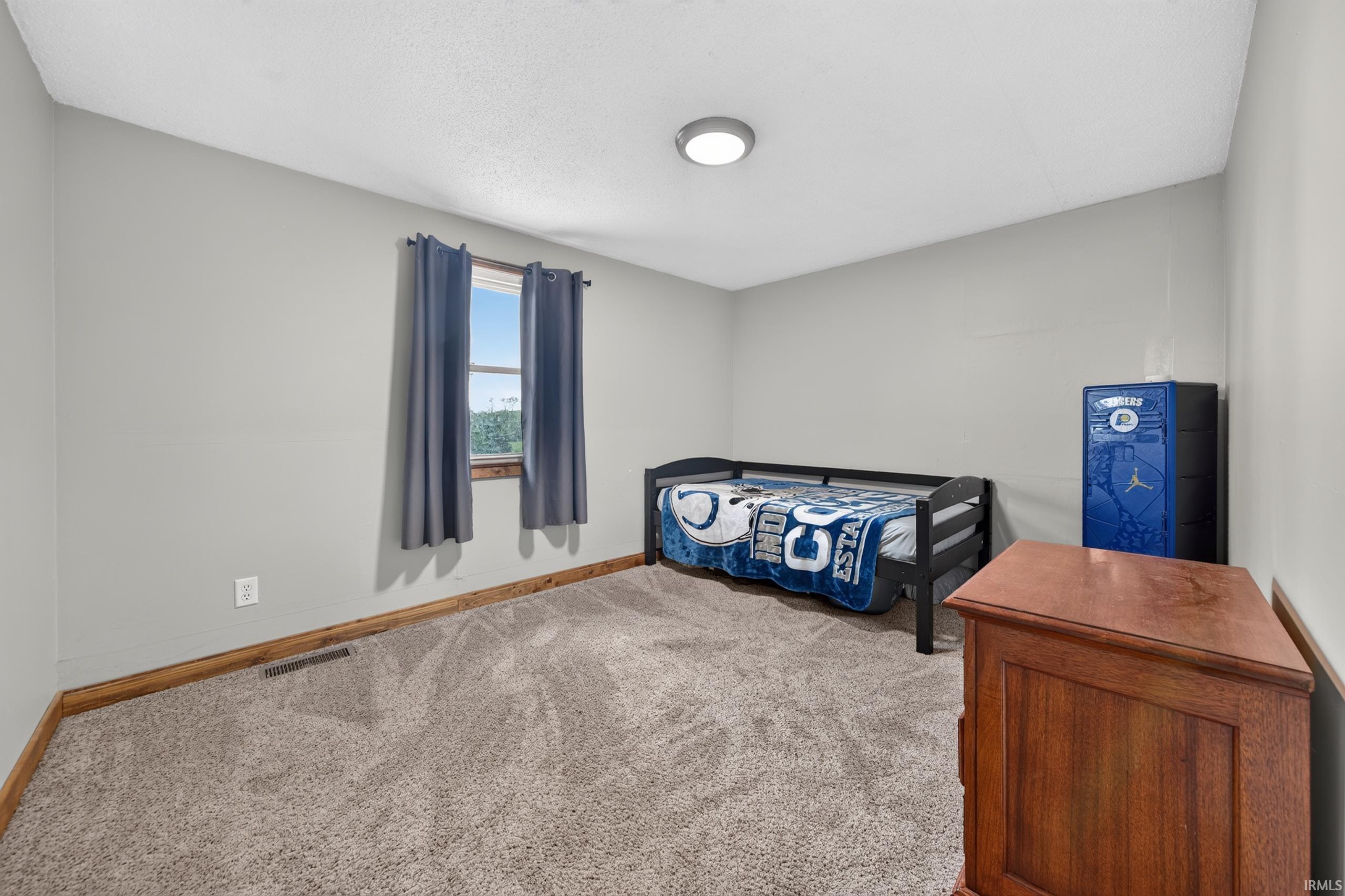 4351 W 900 N Road