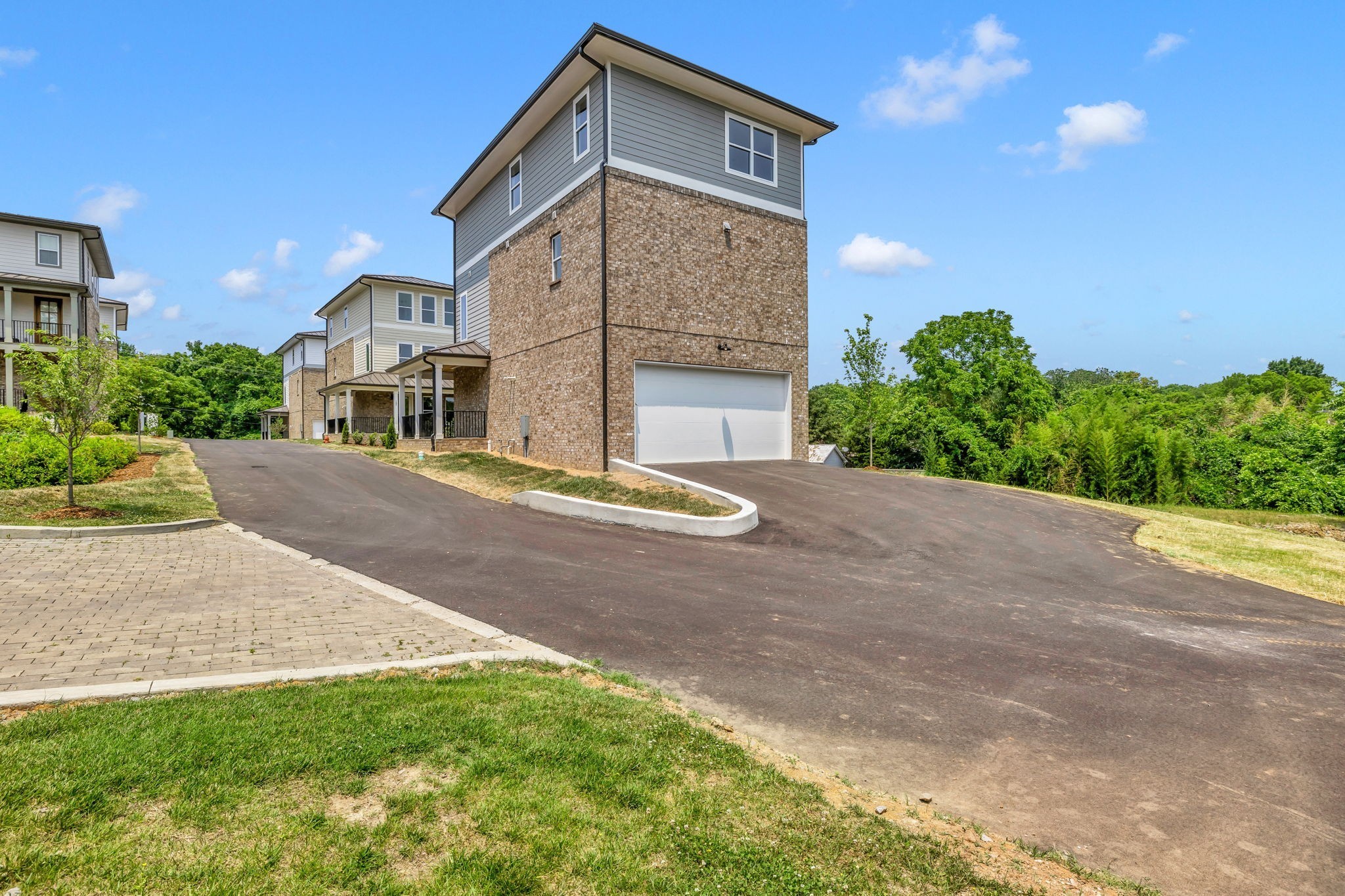 107 Demoss Rd Unit: 3