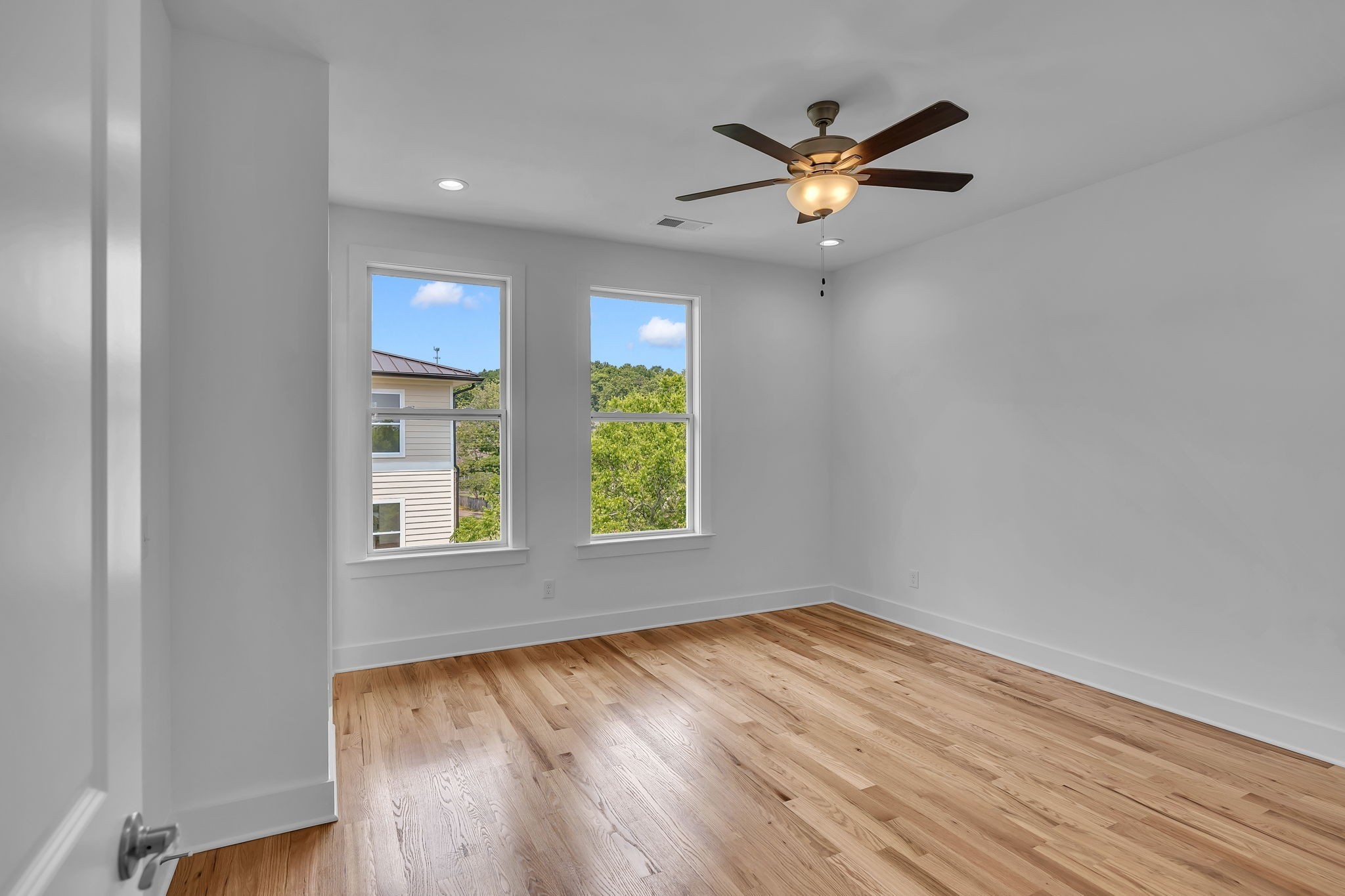 107 Demoss Rd Unit: 3
