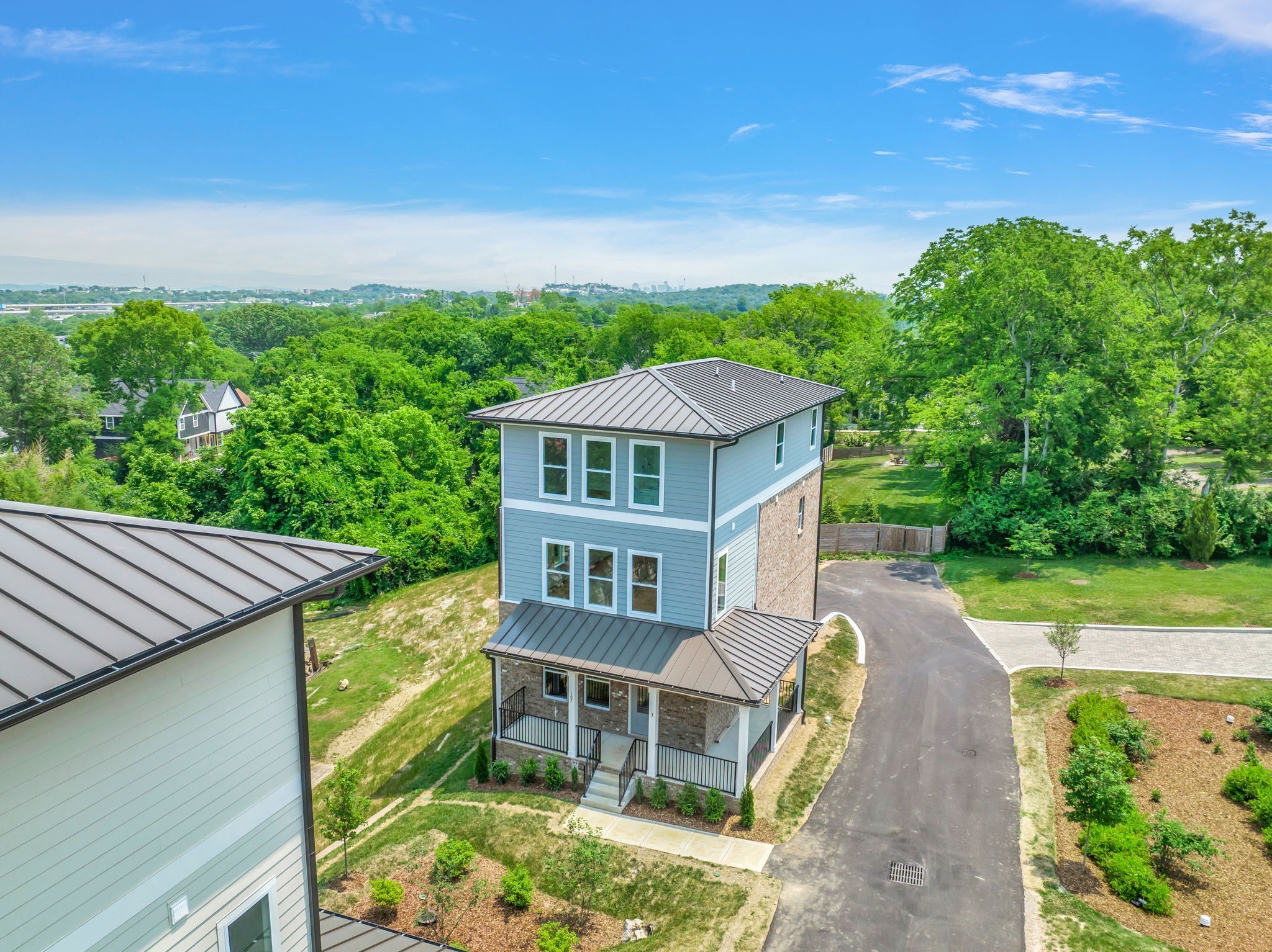 107 Demoss Rd Unit: 3