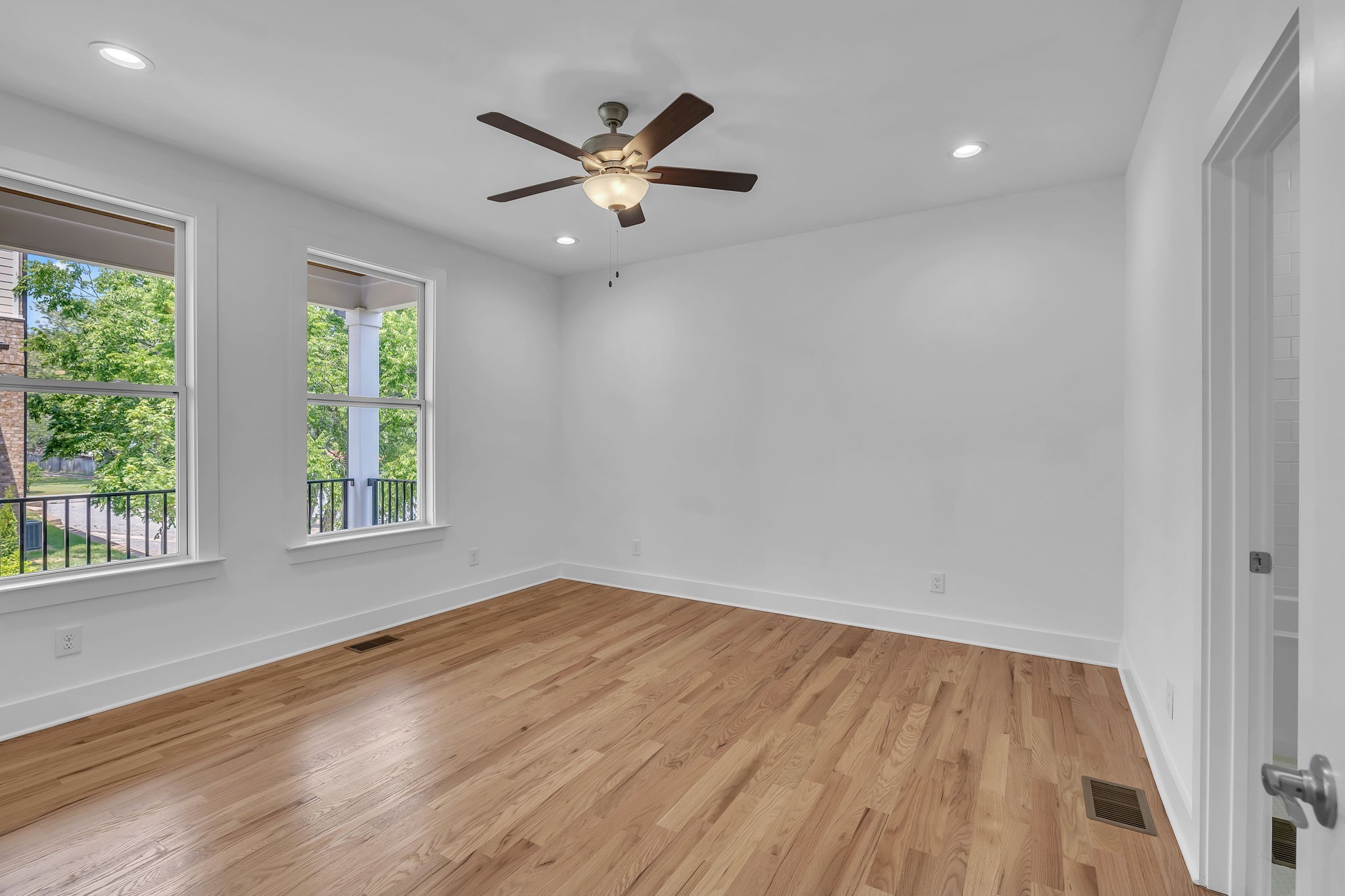 107 Demoss Rd Unit: 3