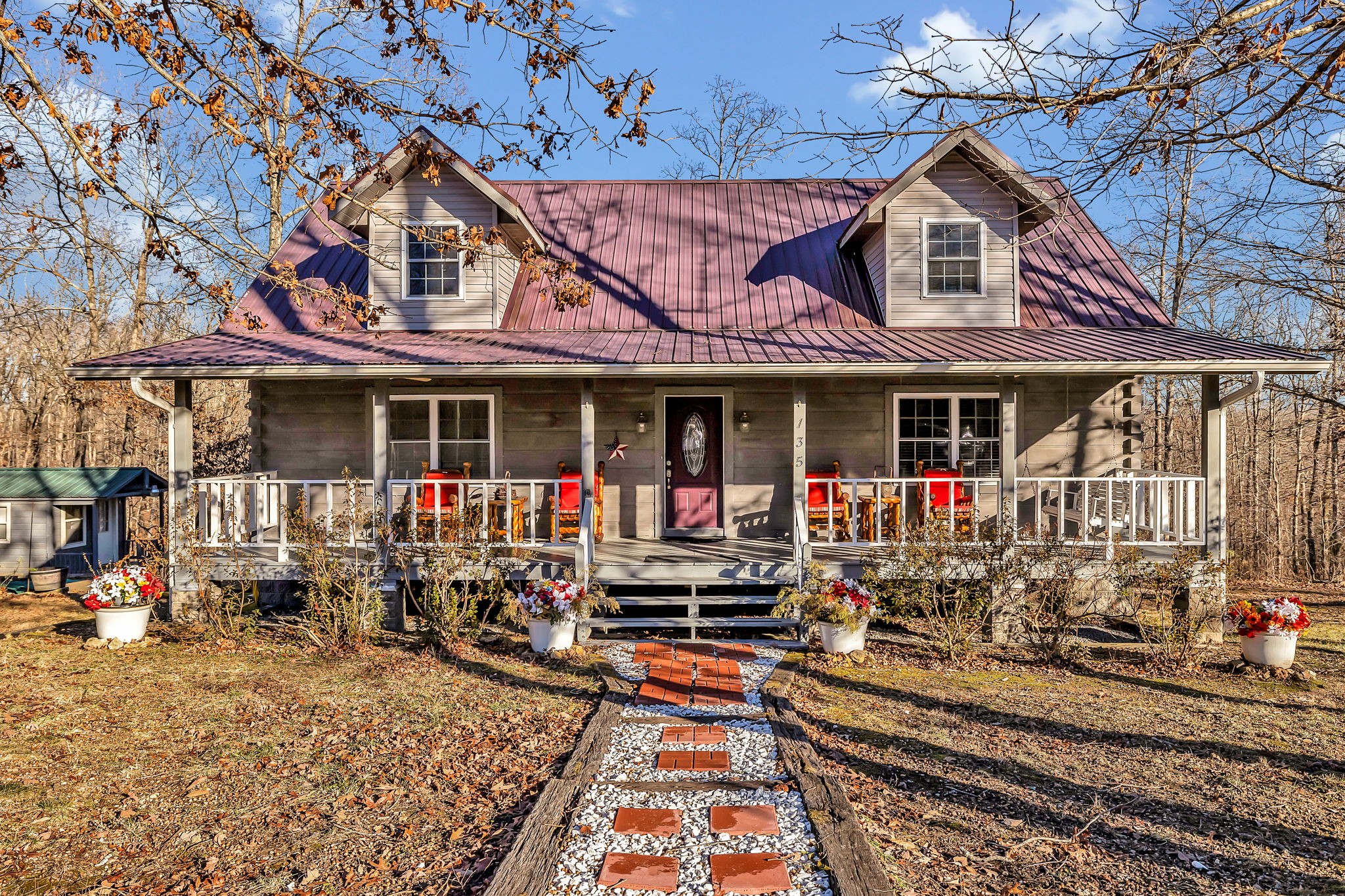 135 Countrywood Ln