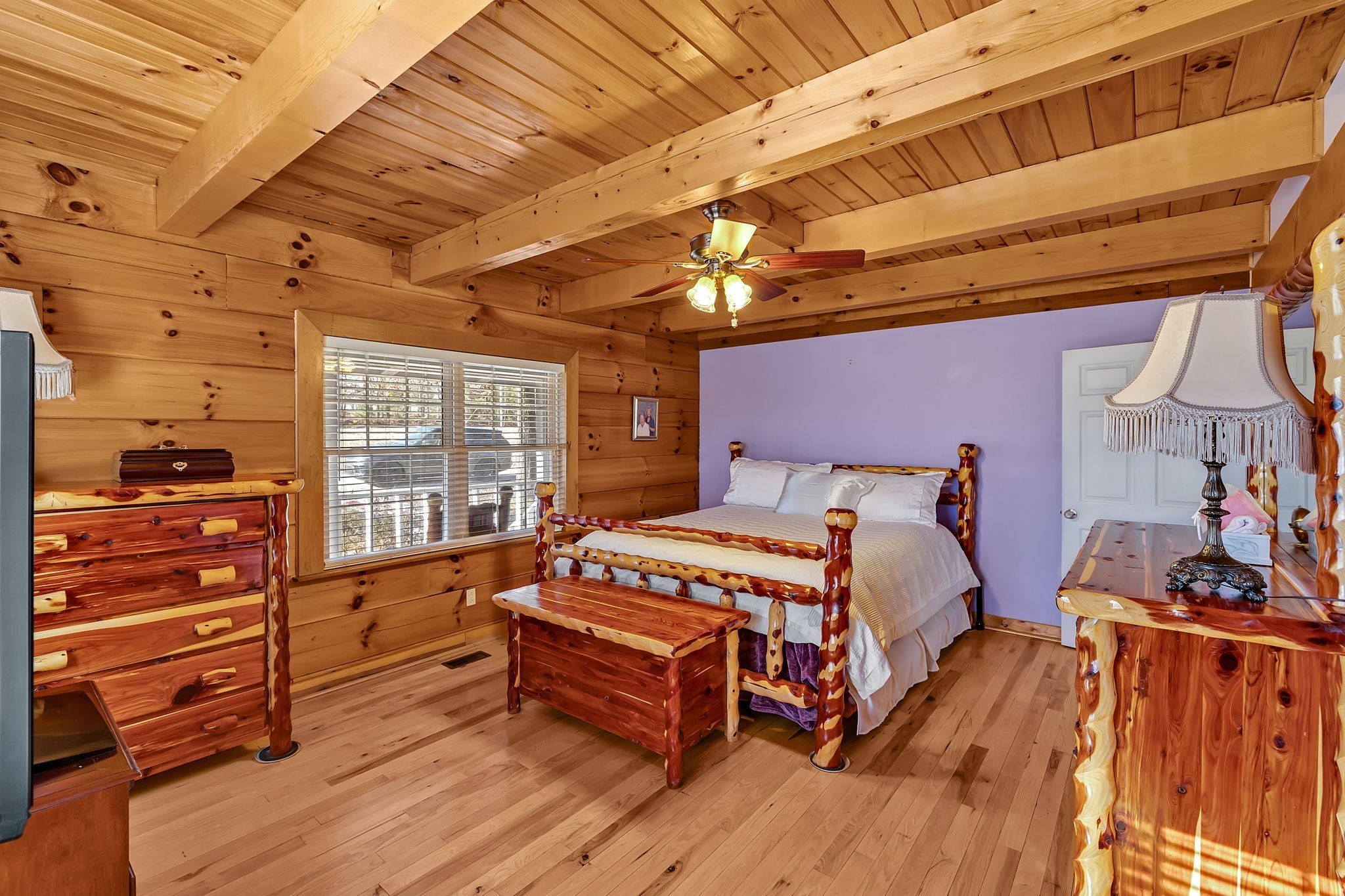 135 Countrywood Ln