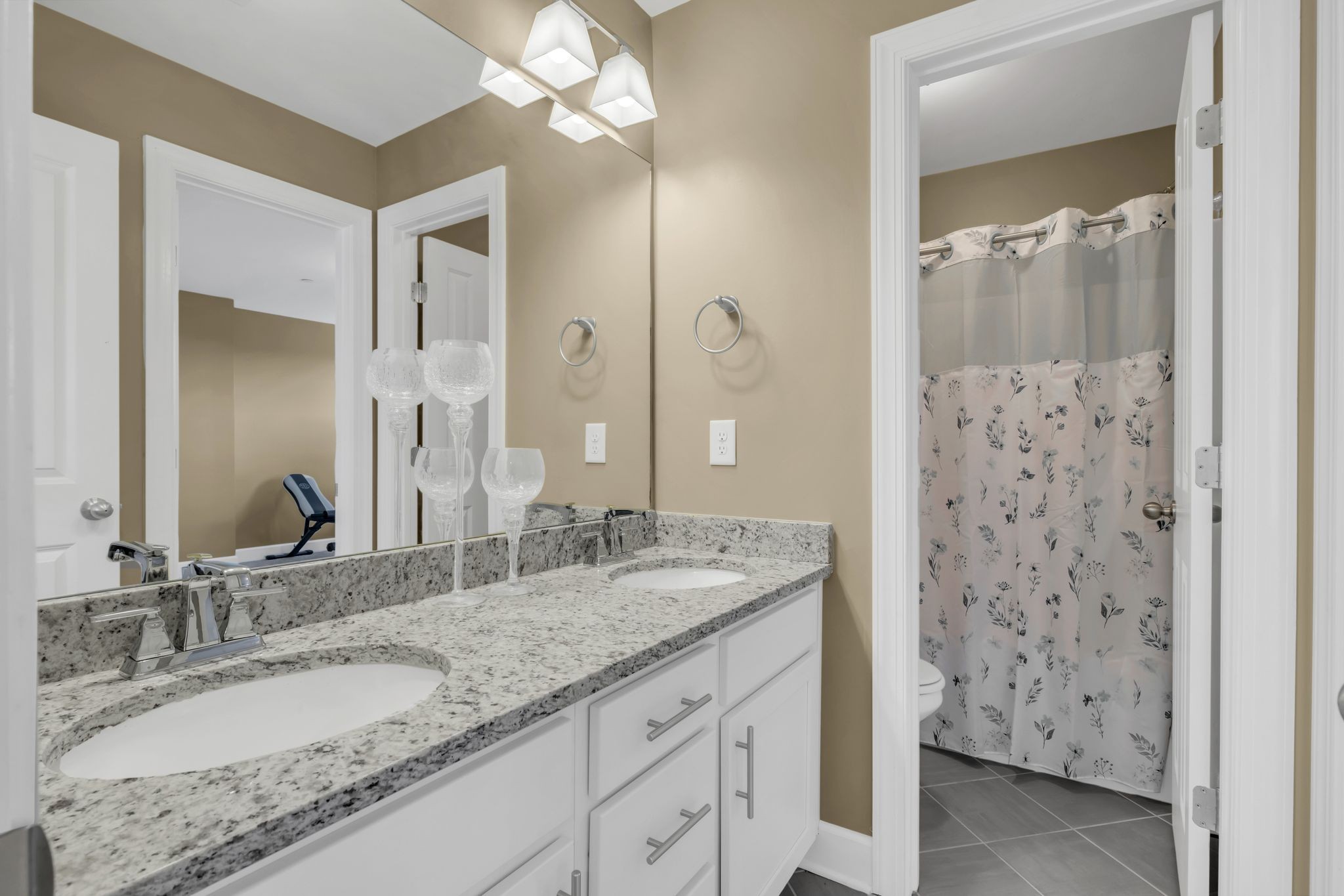 4785 Kintore Dr