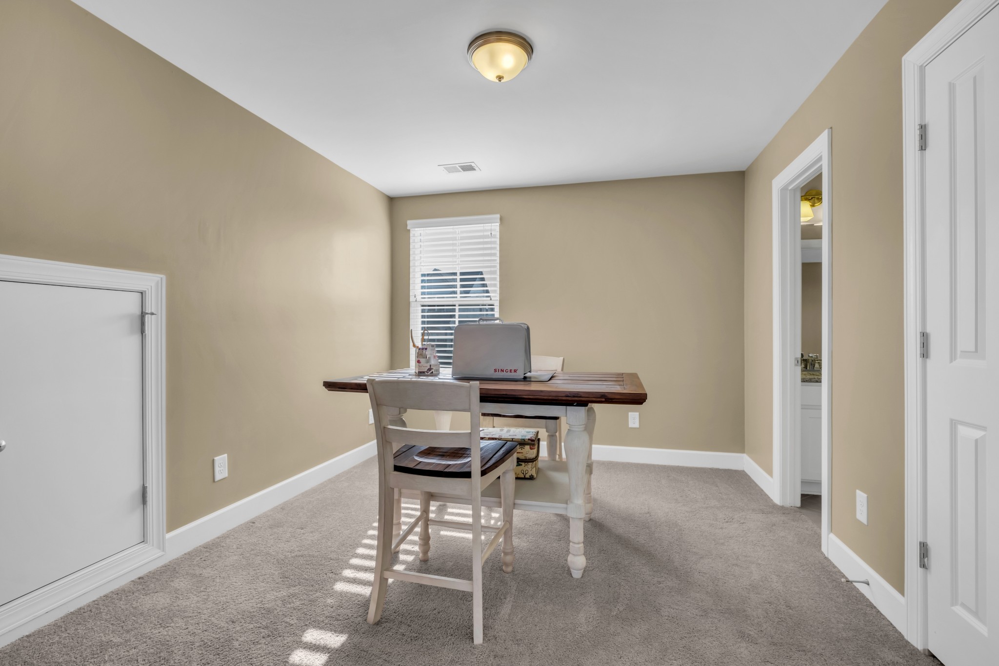 4785 Kintore Dr
