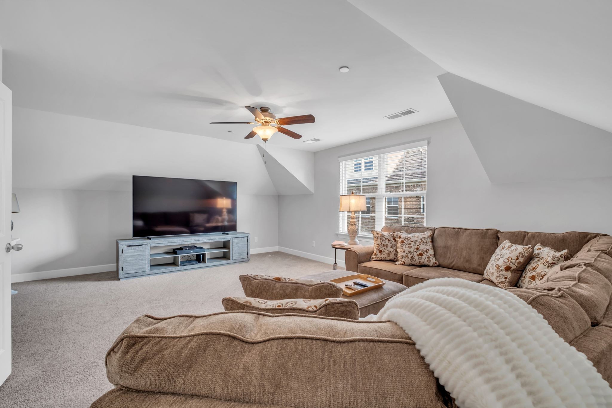 4785 Kintore Dr