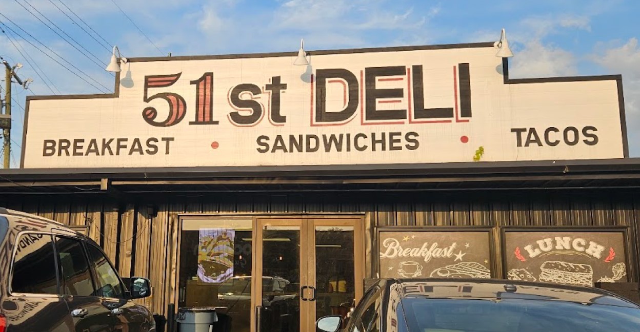 711 Vernon Ave