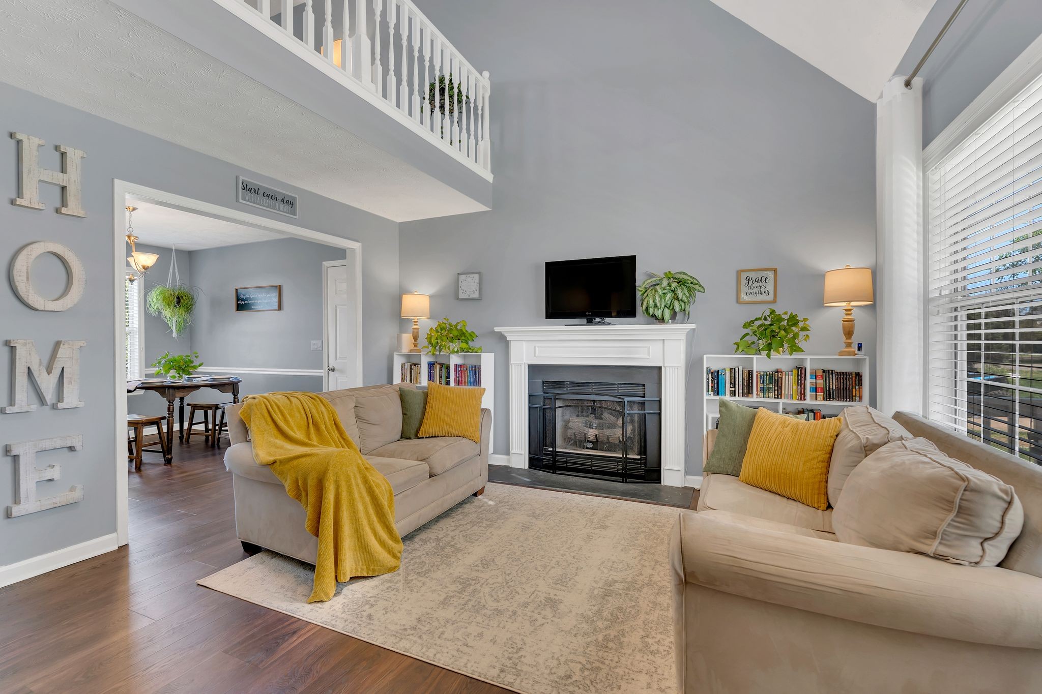302 Shadylake Dr