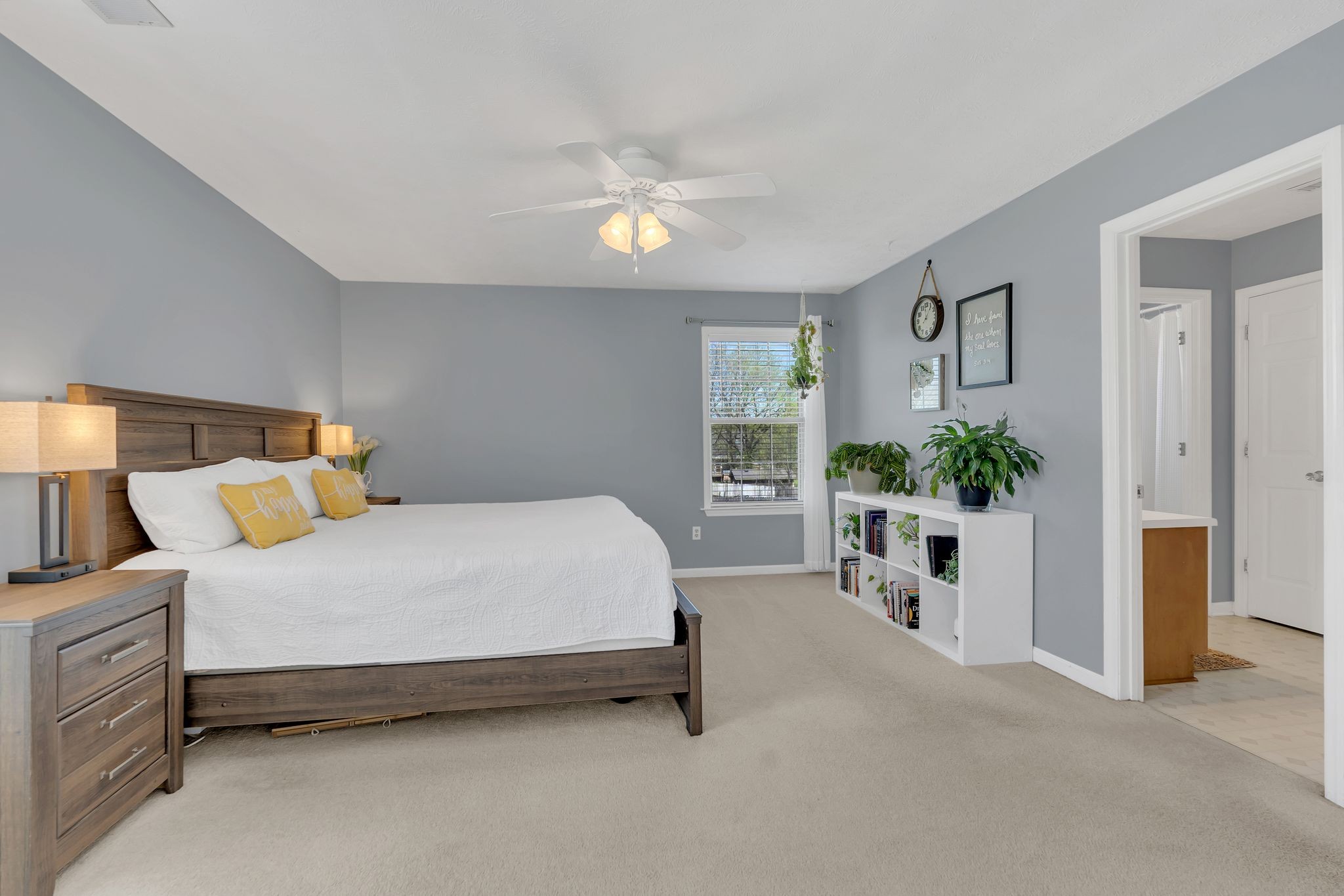 302 Shadylake Dr