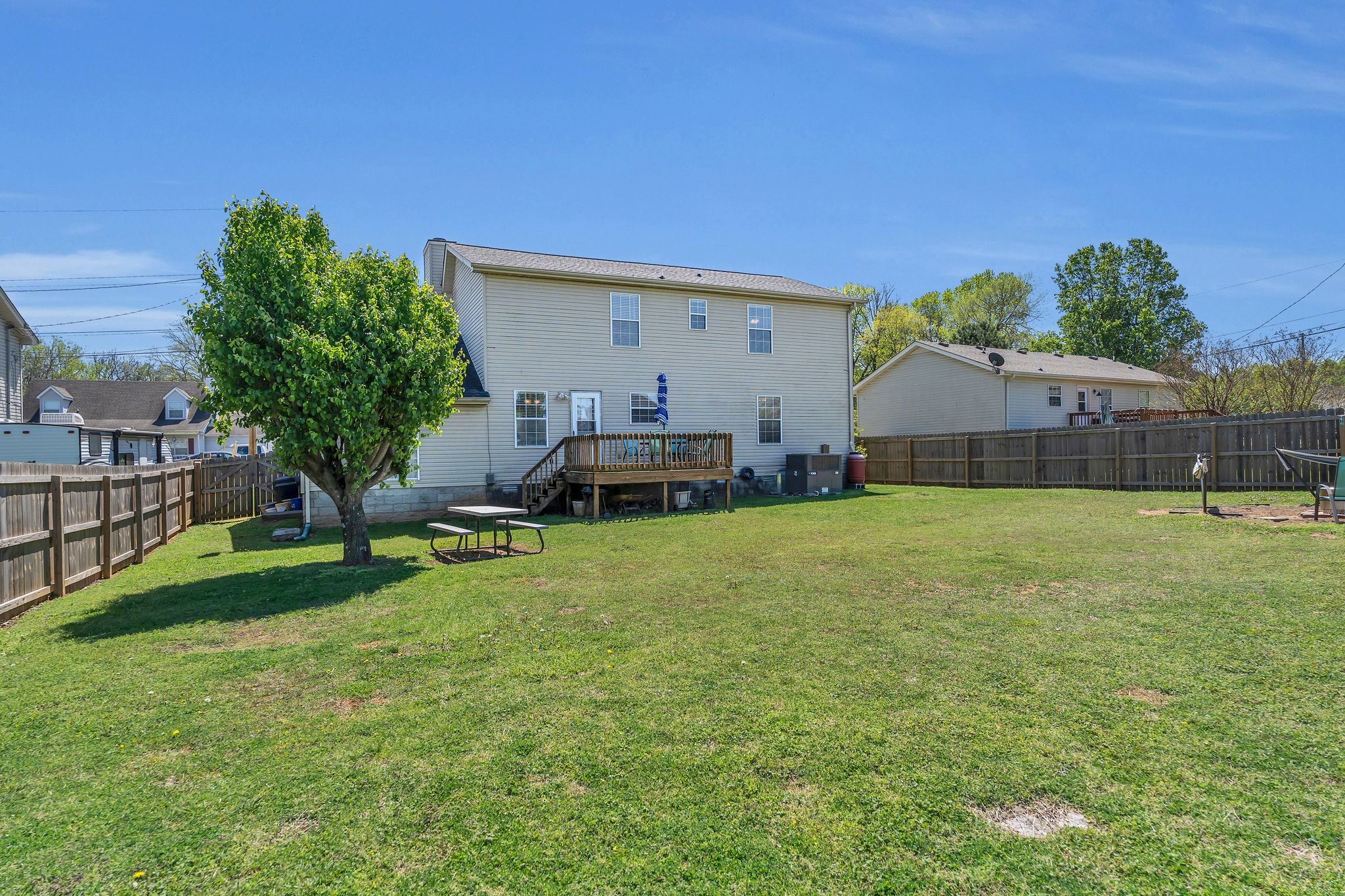 302 Shadylake Dr