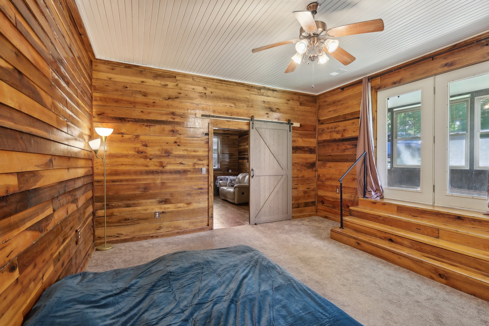 102 Nall Ave