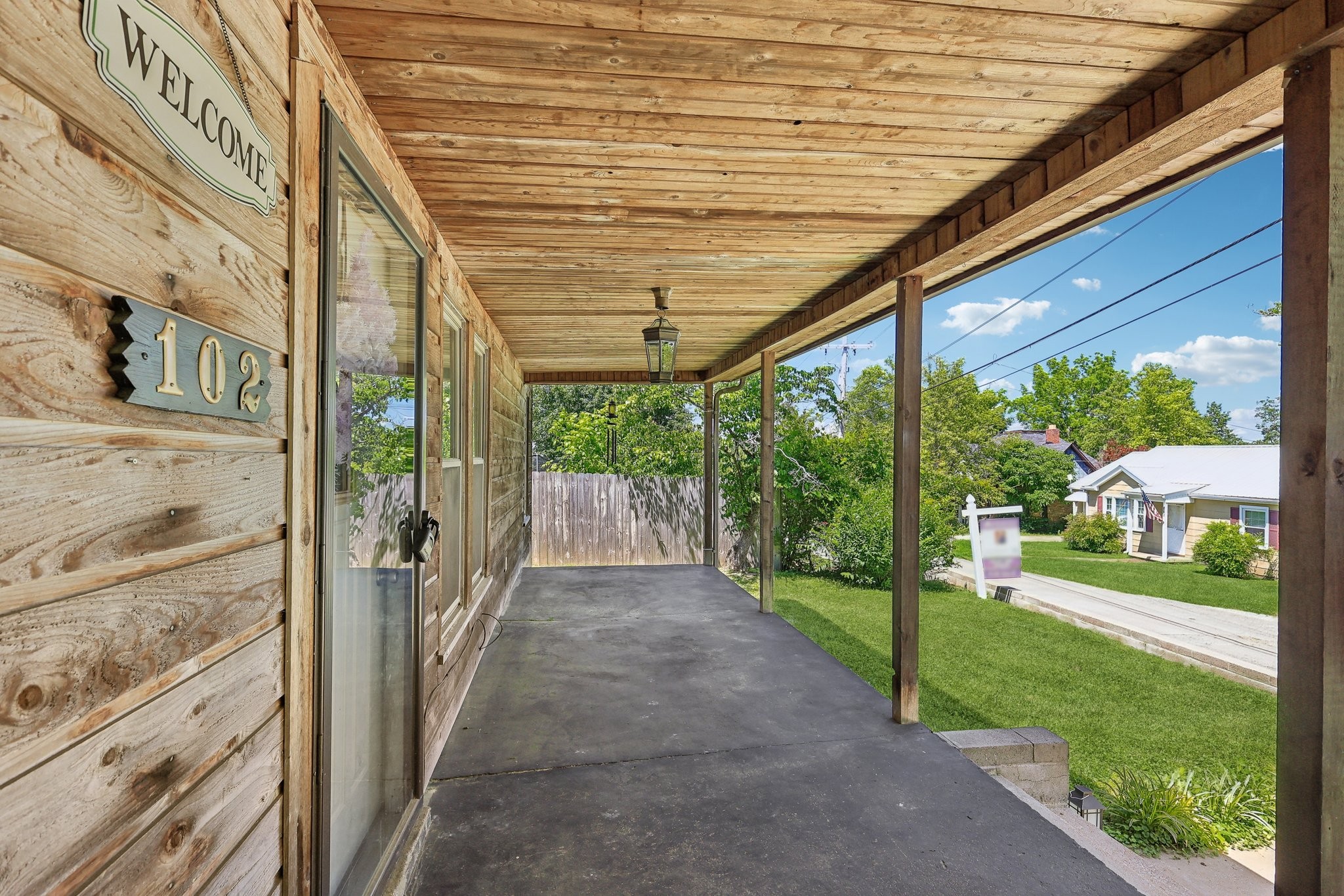 102 Nall Ave