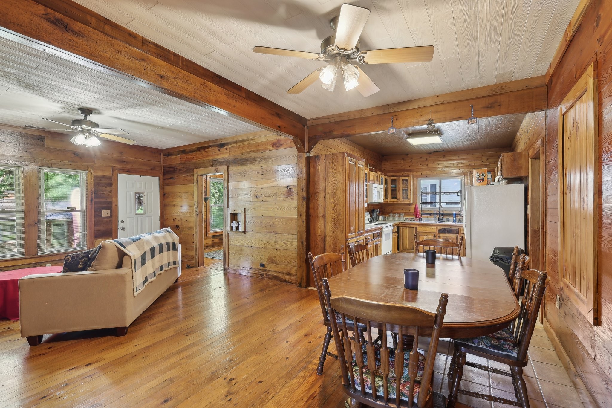 102 Nall Ave