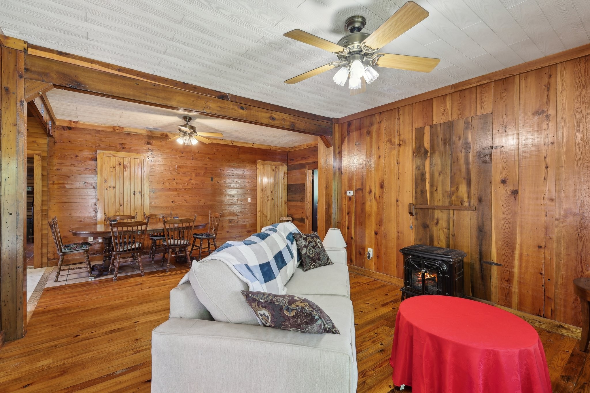 102 Nall Ave