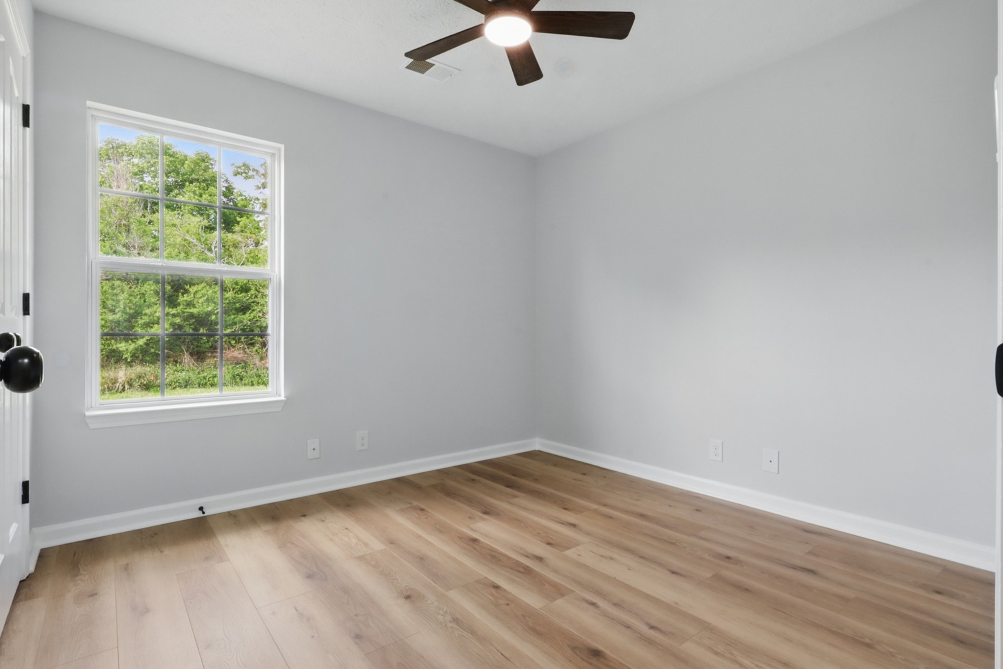 2717 Cayuga Dr