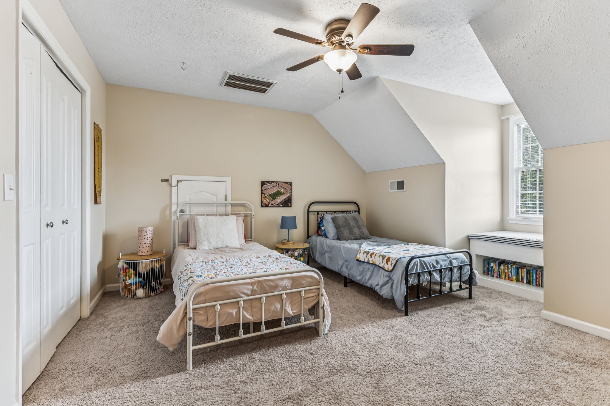 2550 Thompson Rd