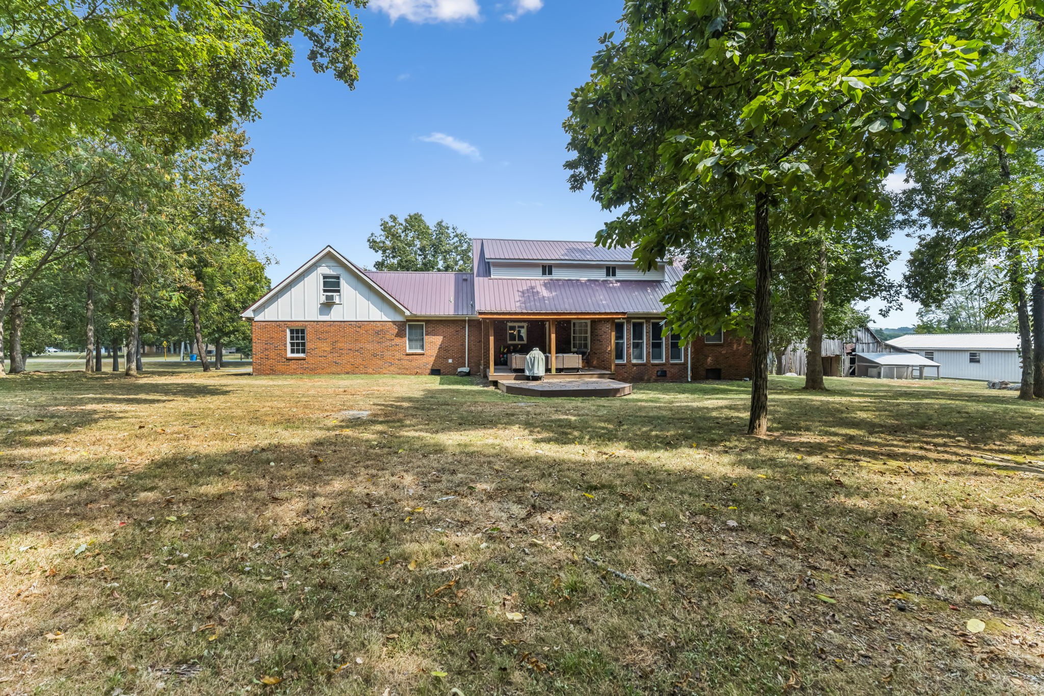 2550 Thompson Rd