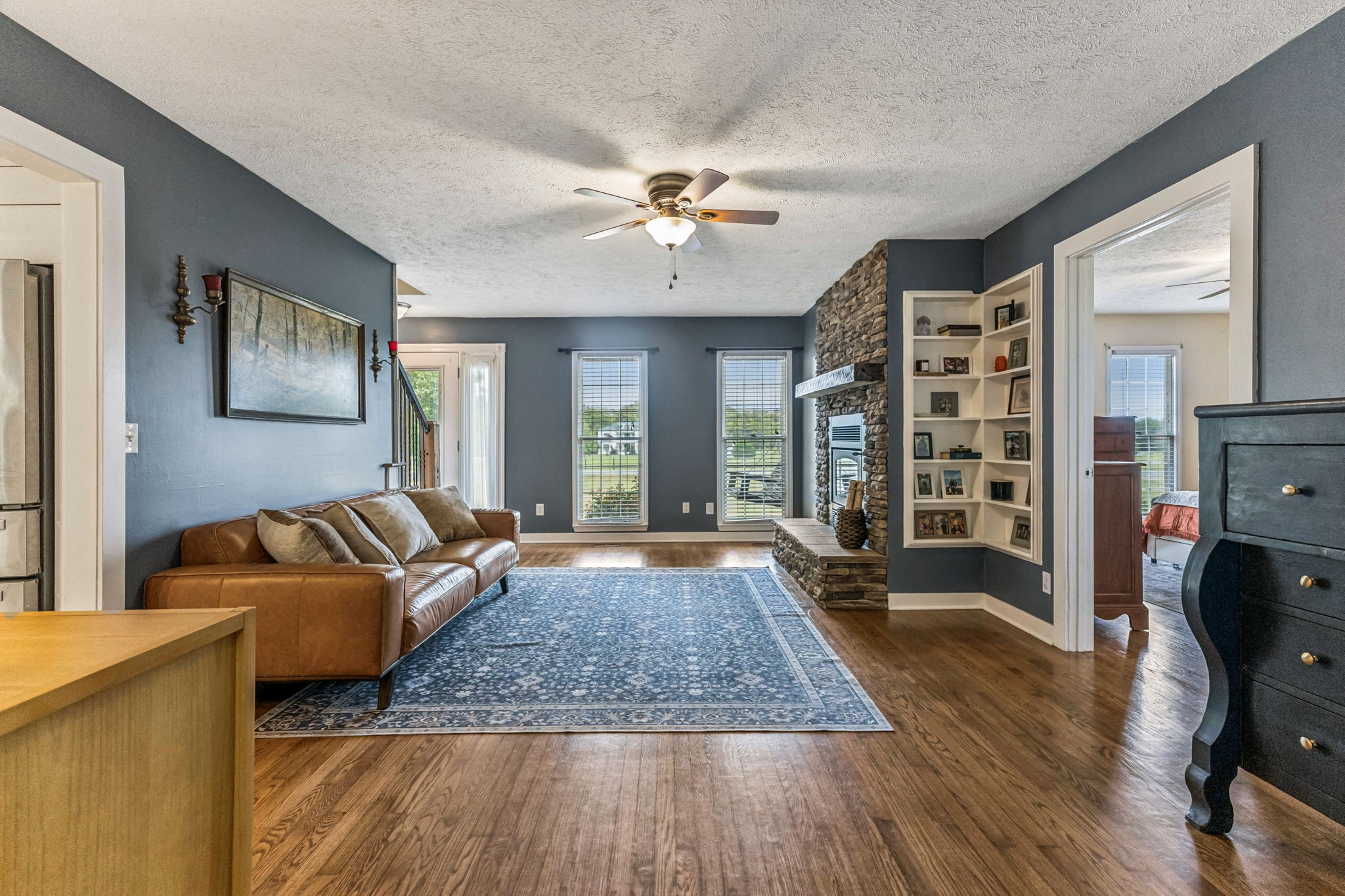 2550 Thompson Rd