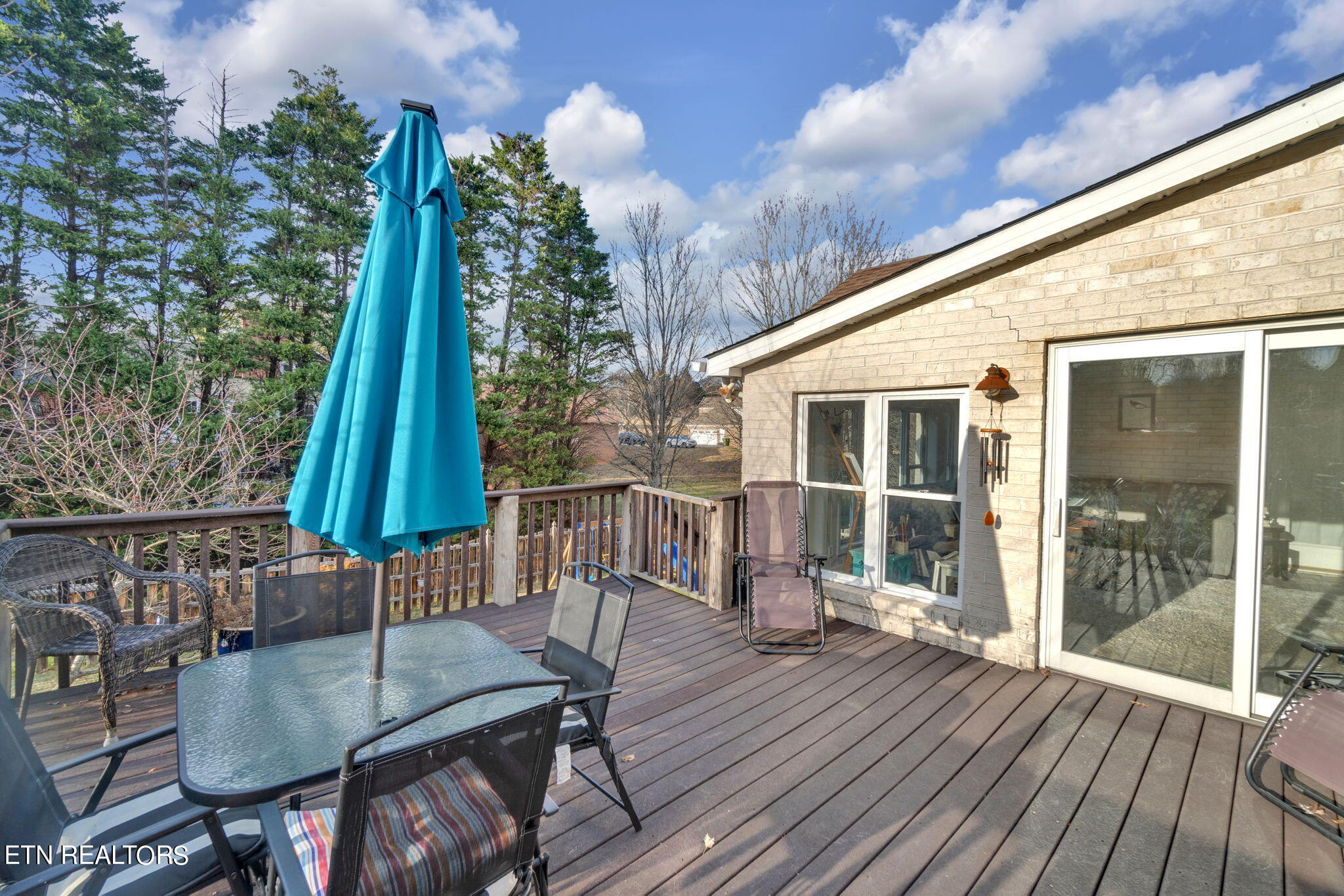 1829 Southcliff Drive