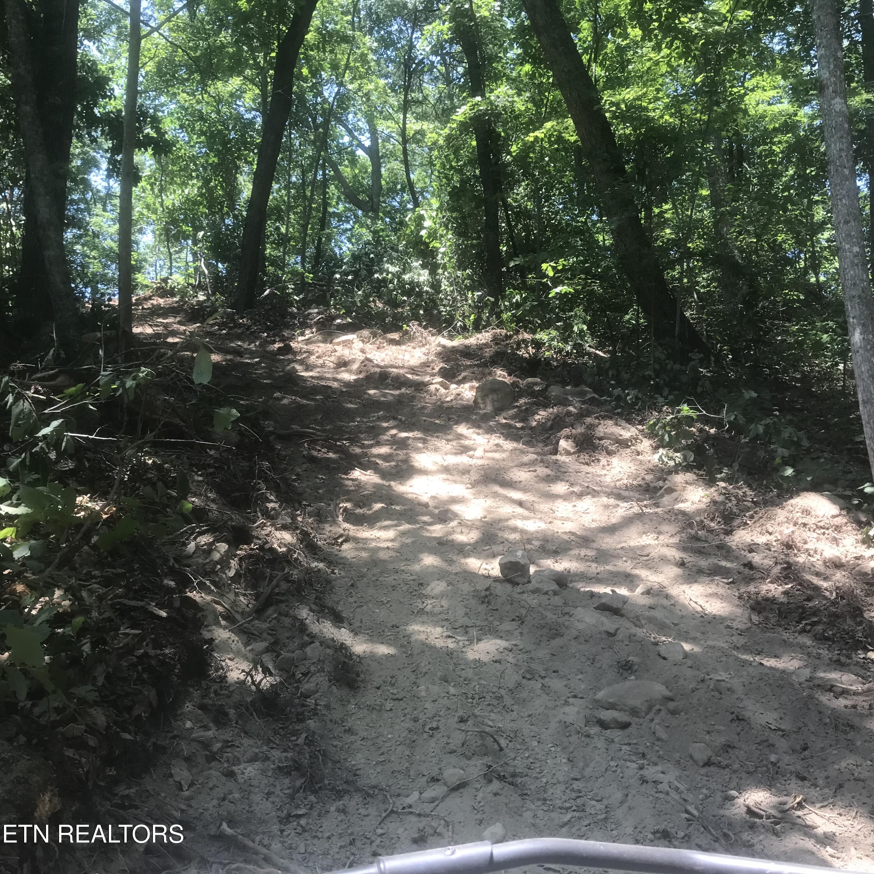 4109 Pearl Valley Rd