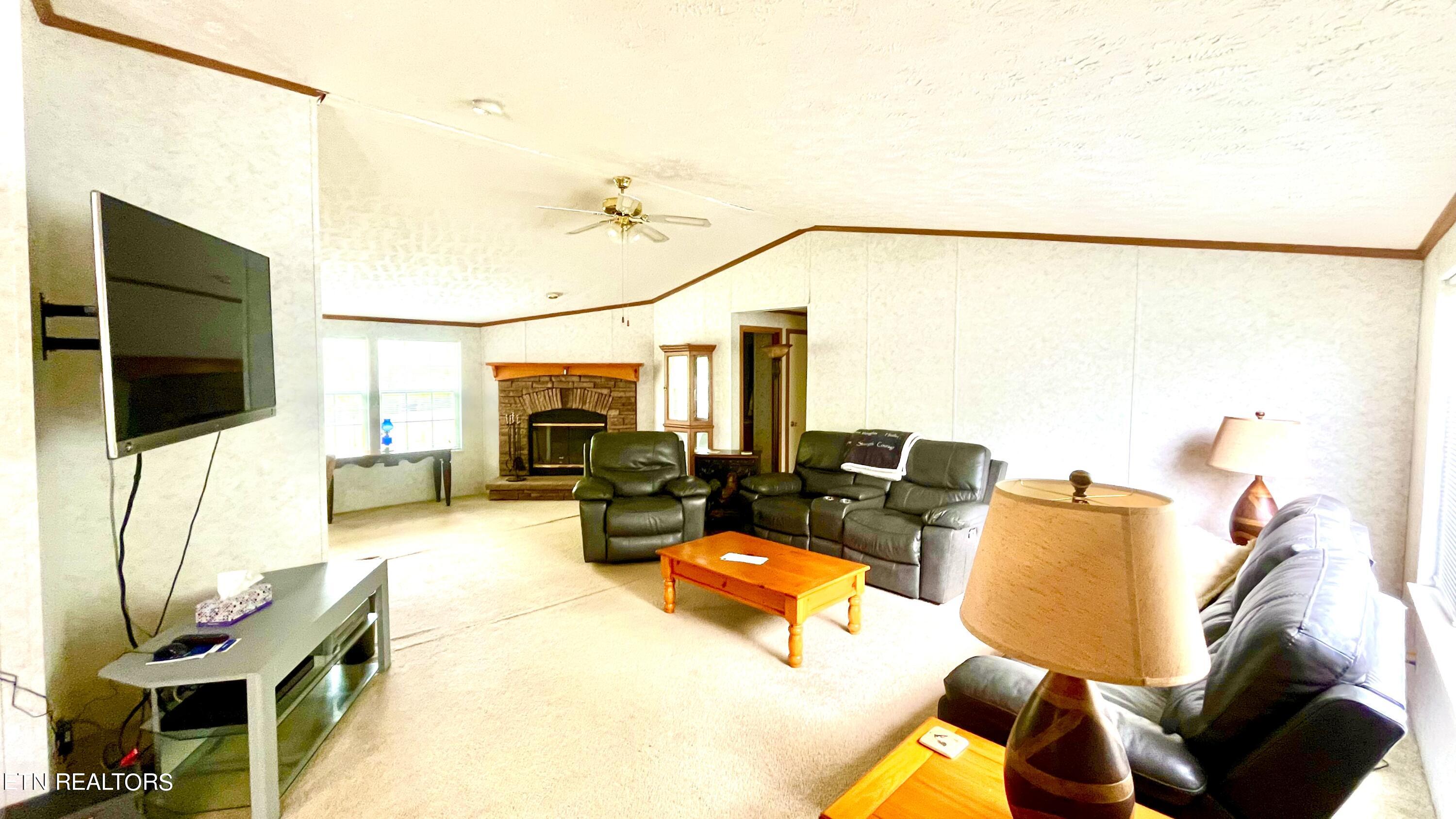 1044 Little Dogwood Rd