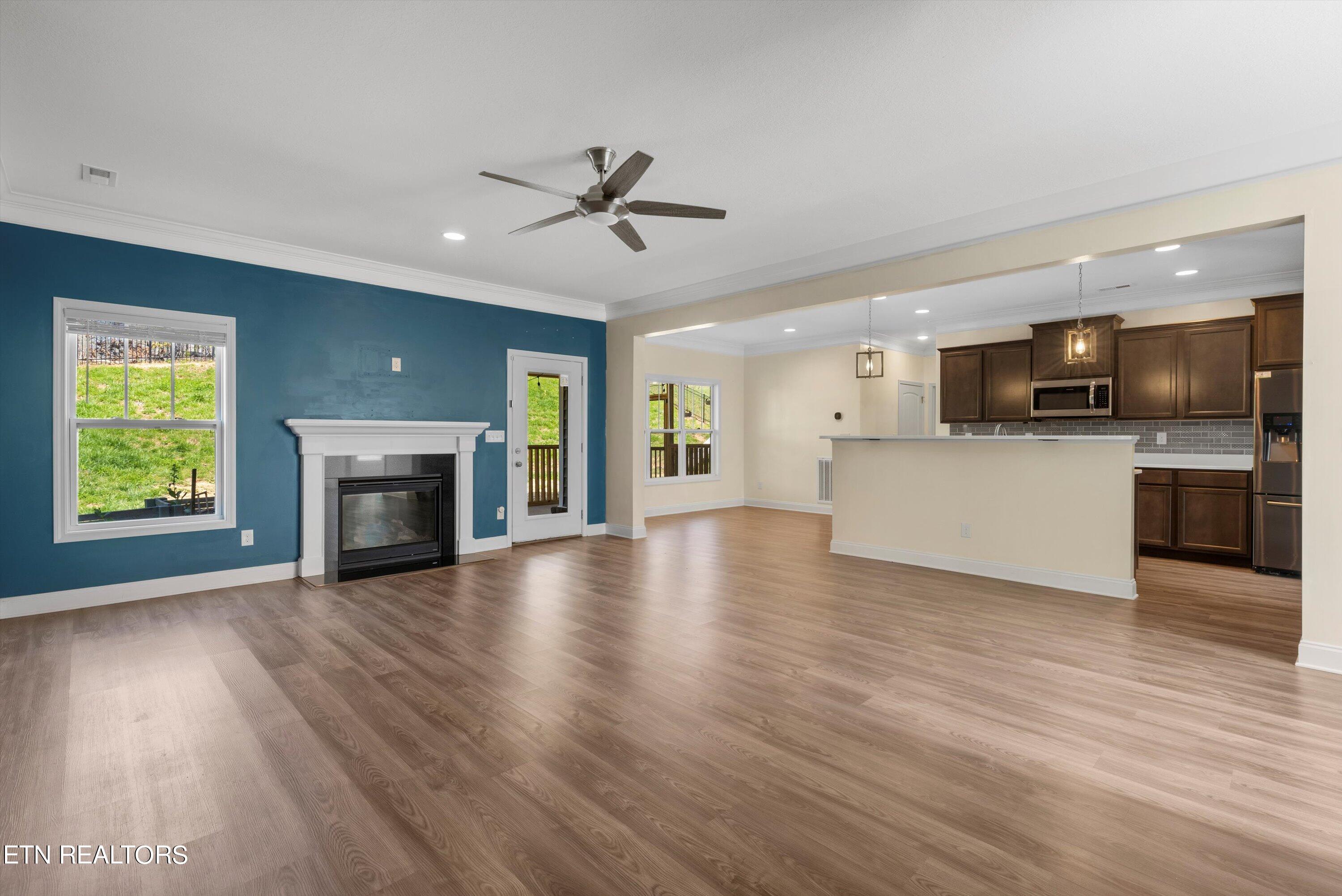 104 Mistletoeberry Rd