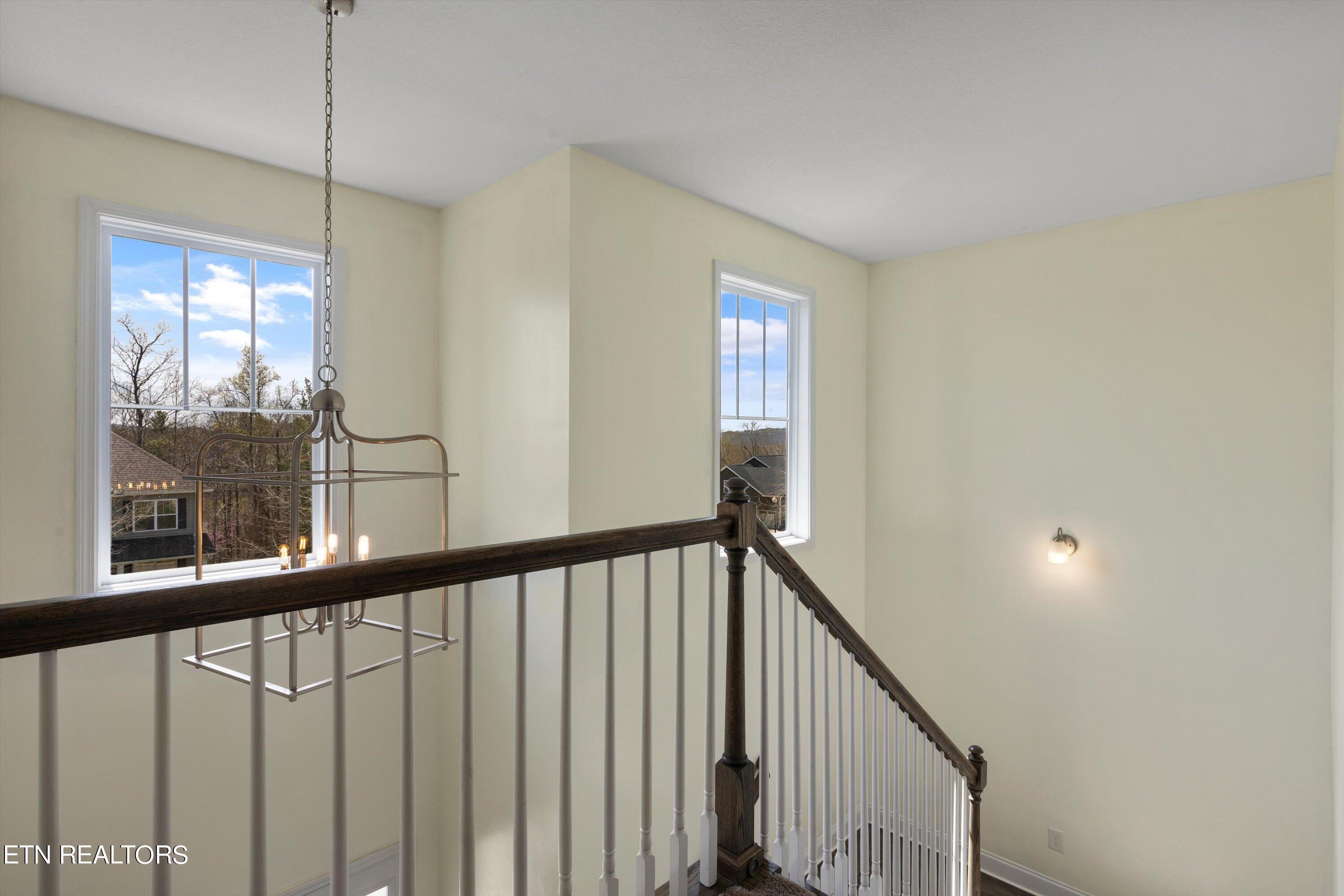 104 Mistletoeberry Rd