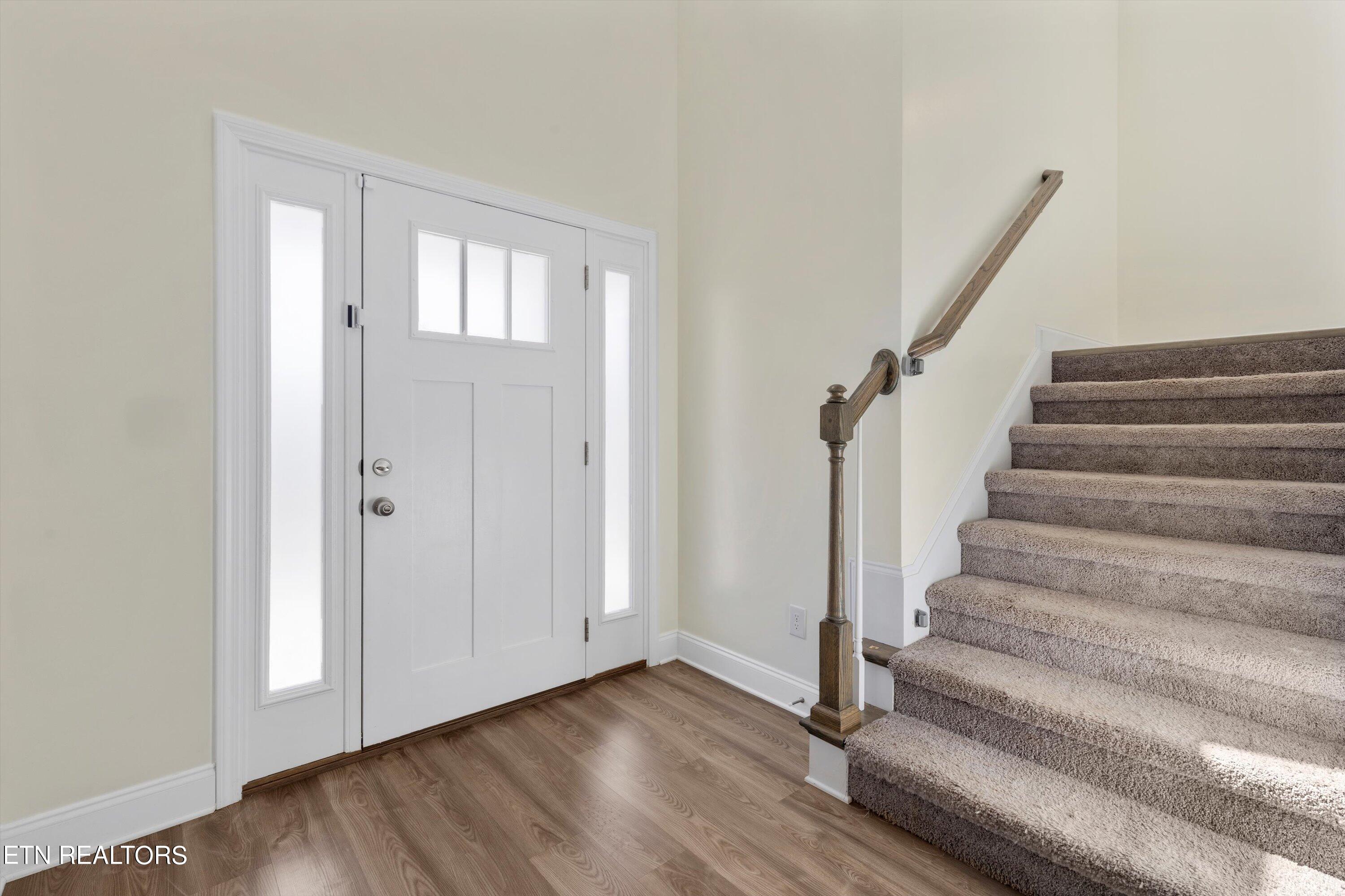 104 Mistletoeberry Rd