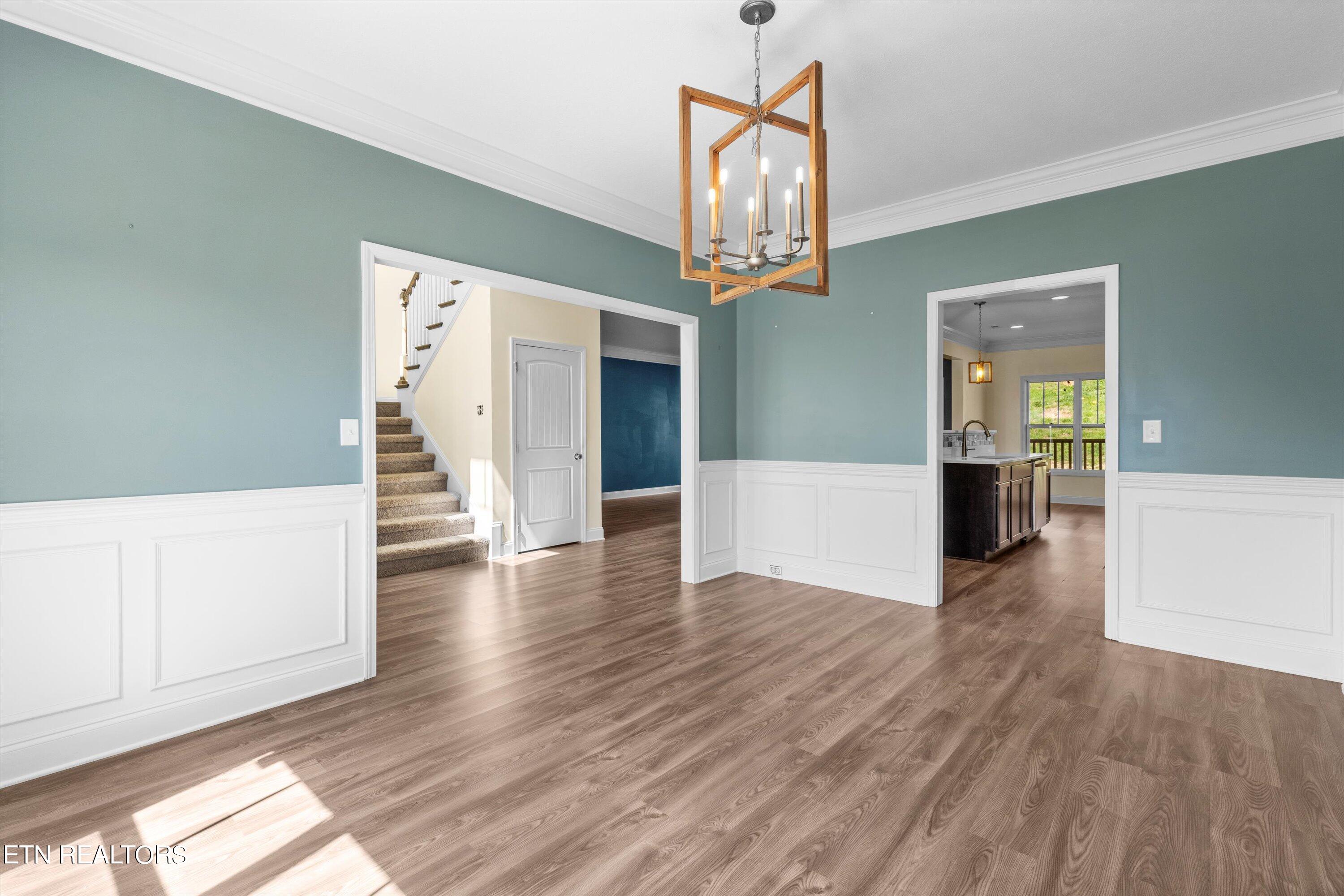 104 Mistletoeberry Rd