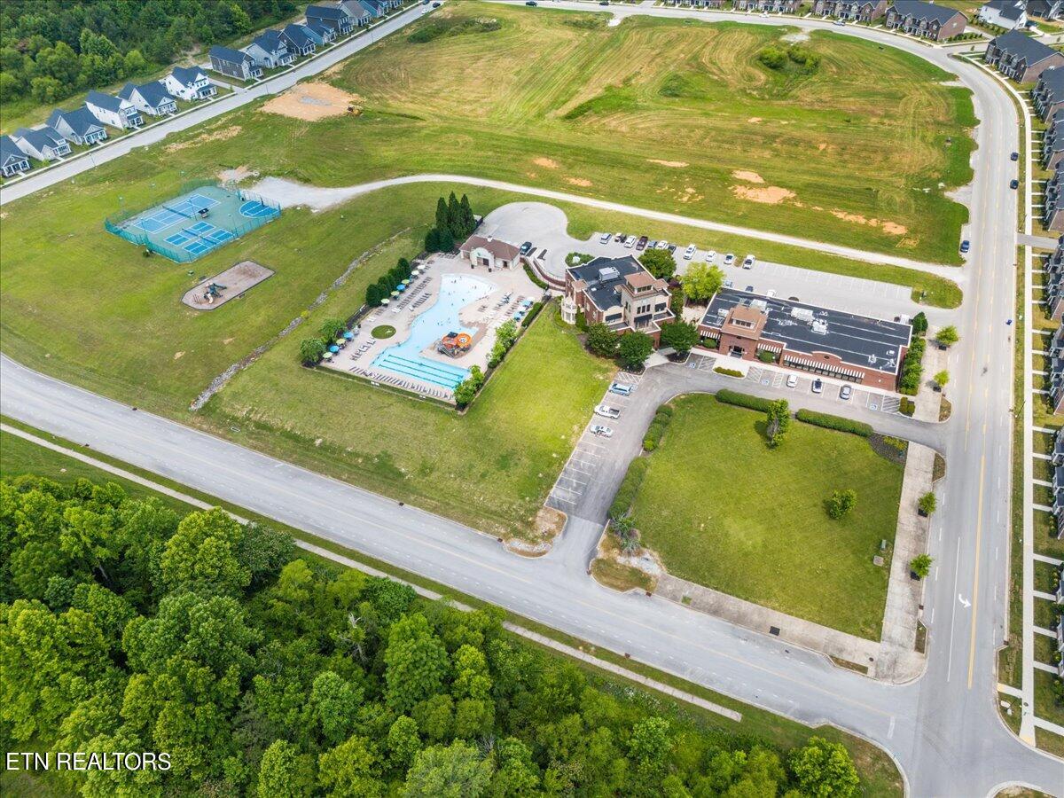 102 Pineberry West Rd