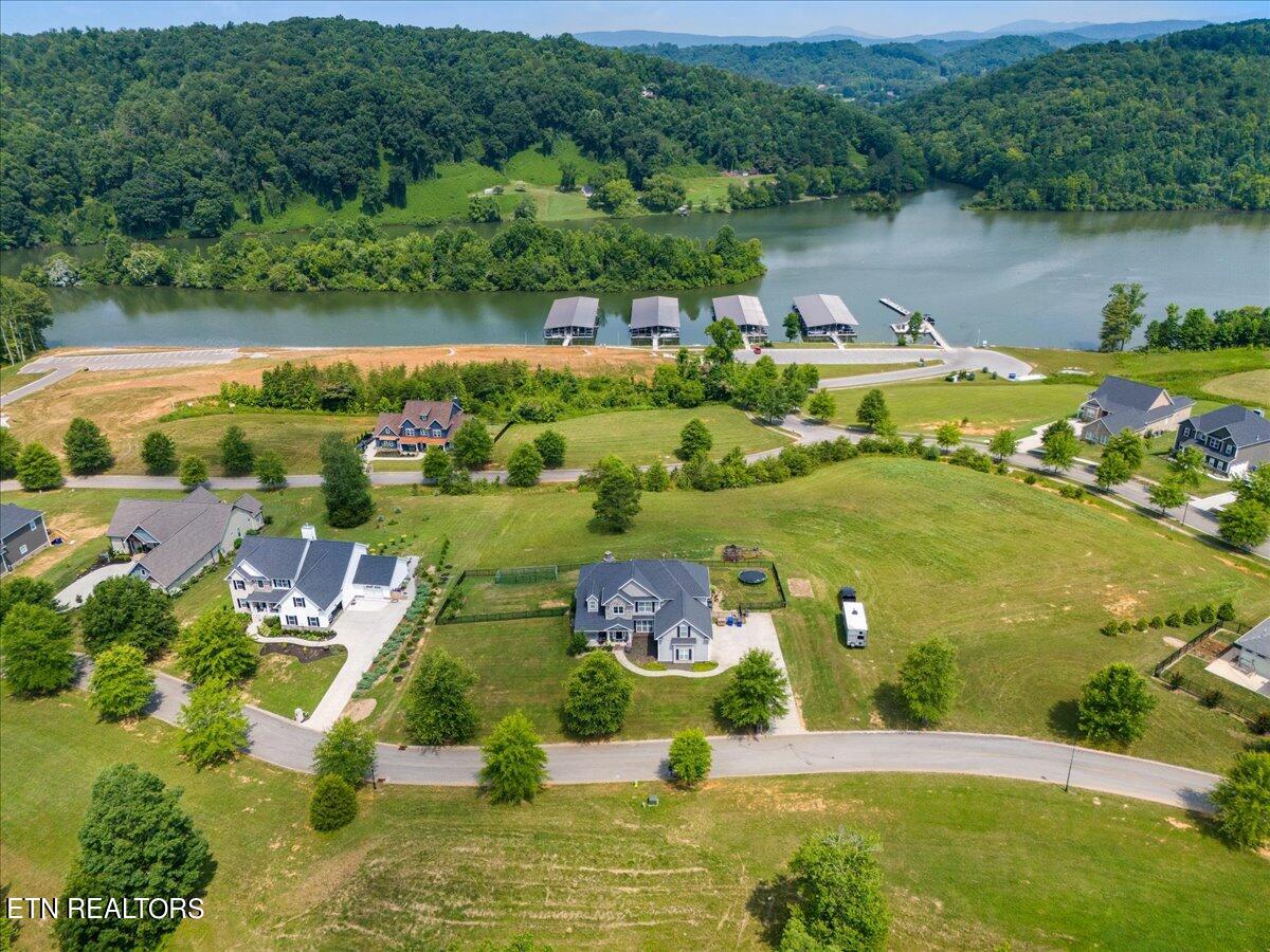 102 Pineberry West Rd