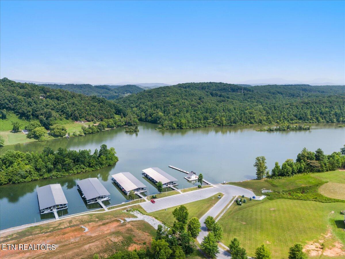 102 Pineberry West Rd