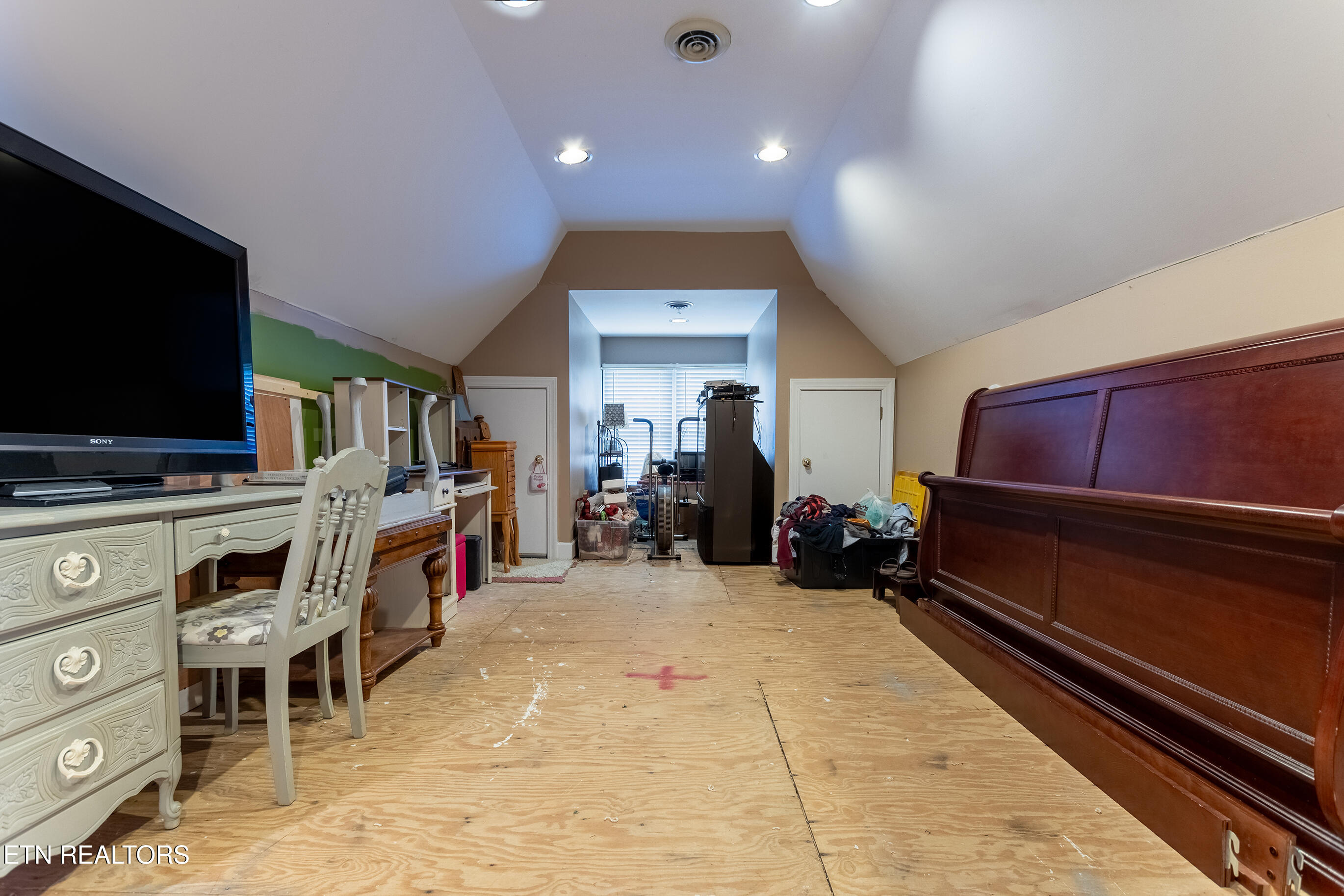 1129 Brentwood Point