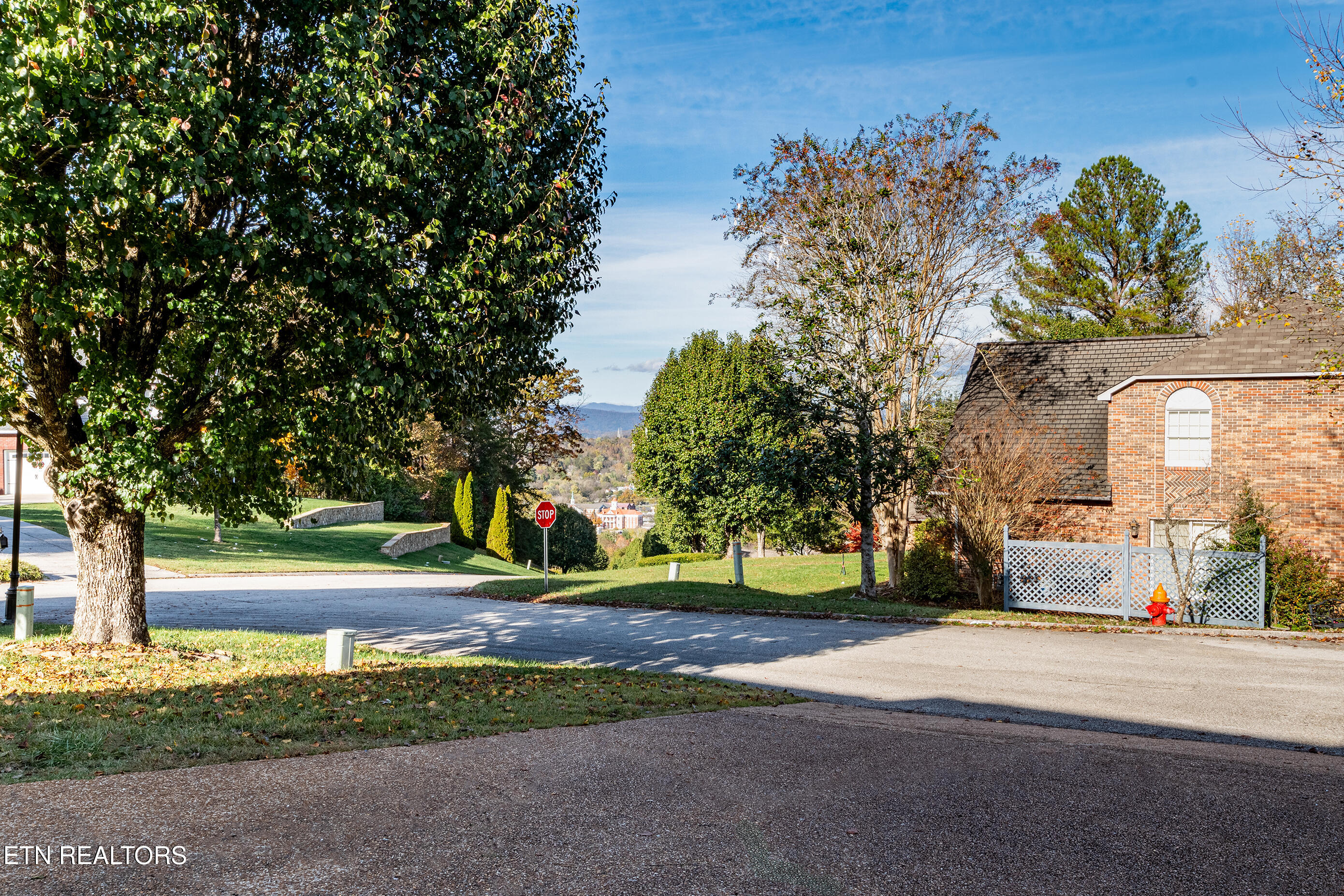 1129 Brentwood Point