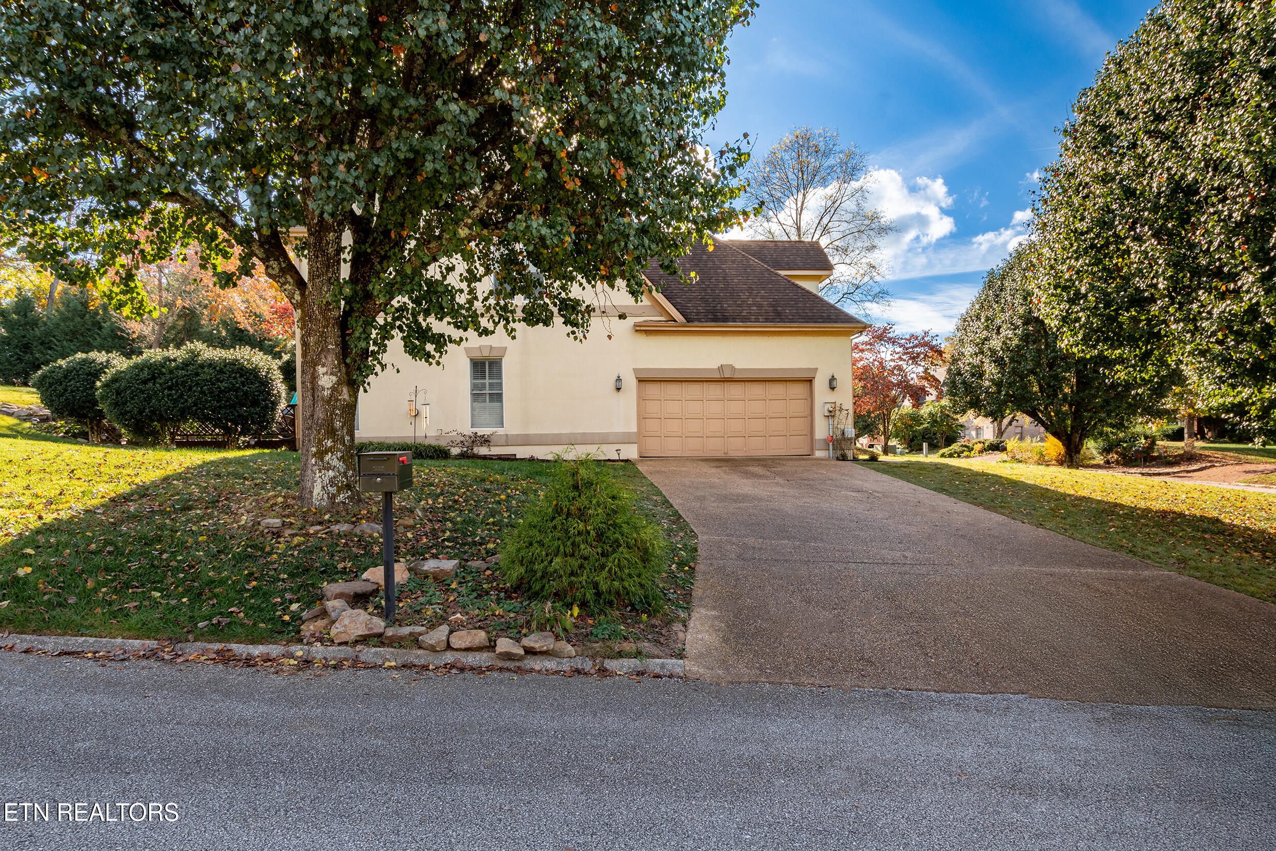 1129 Brentwood Point