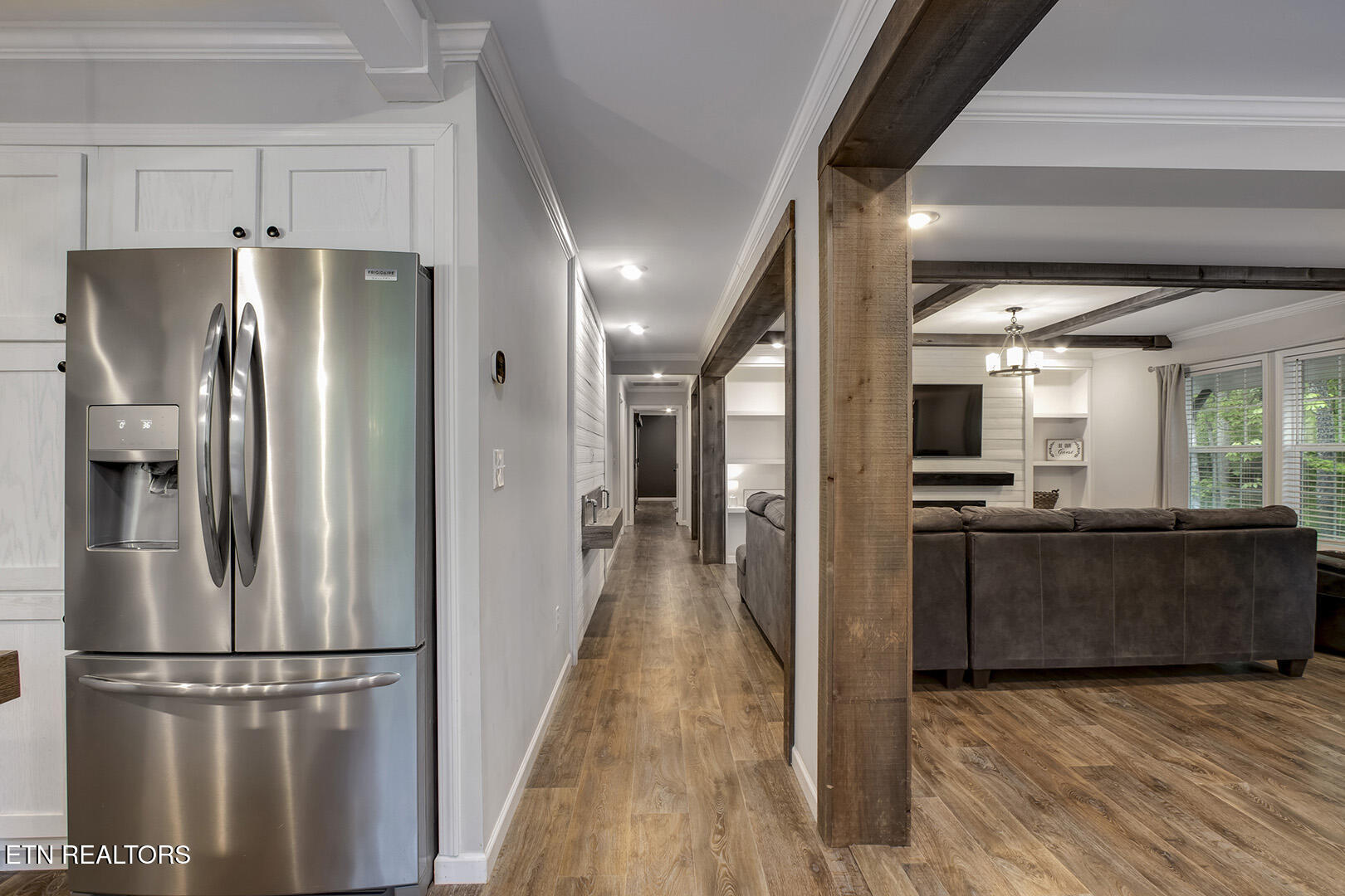 215 Eastwood Rd