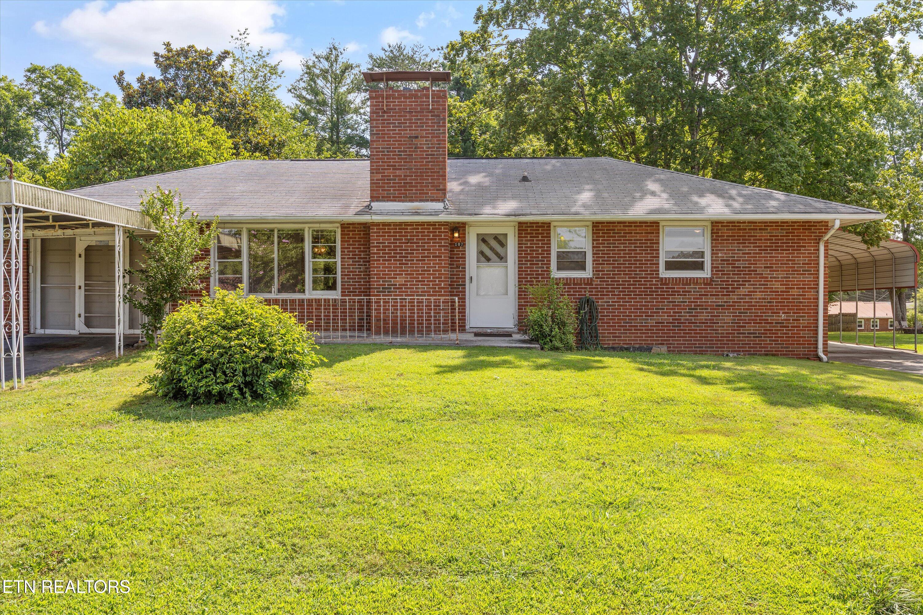 107 Hillcrest Lane