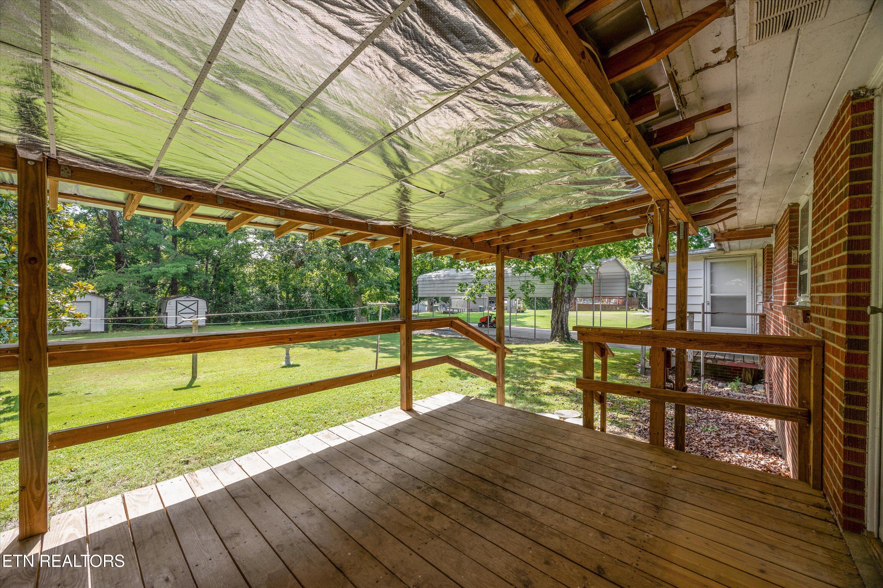 107 Hillcrest Lane